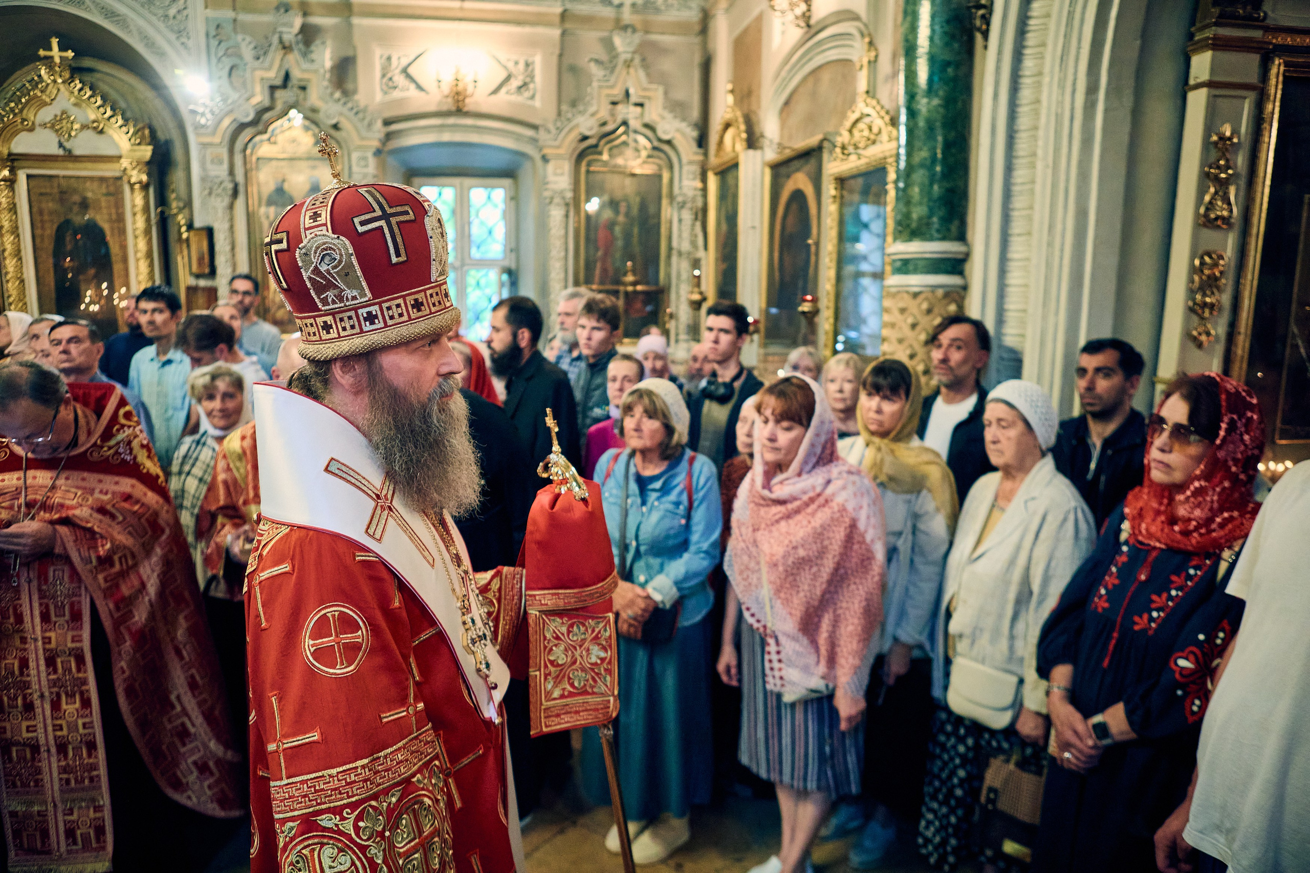 Всенощное бдение в канун престольного праздника храма Иоанна Воина. DMITRY MOISEENKO — фотограф, художник, топ-стилист
