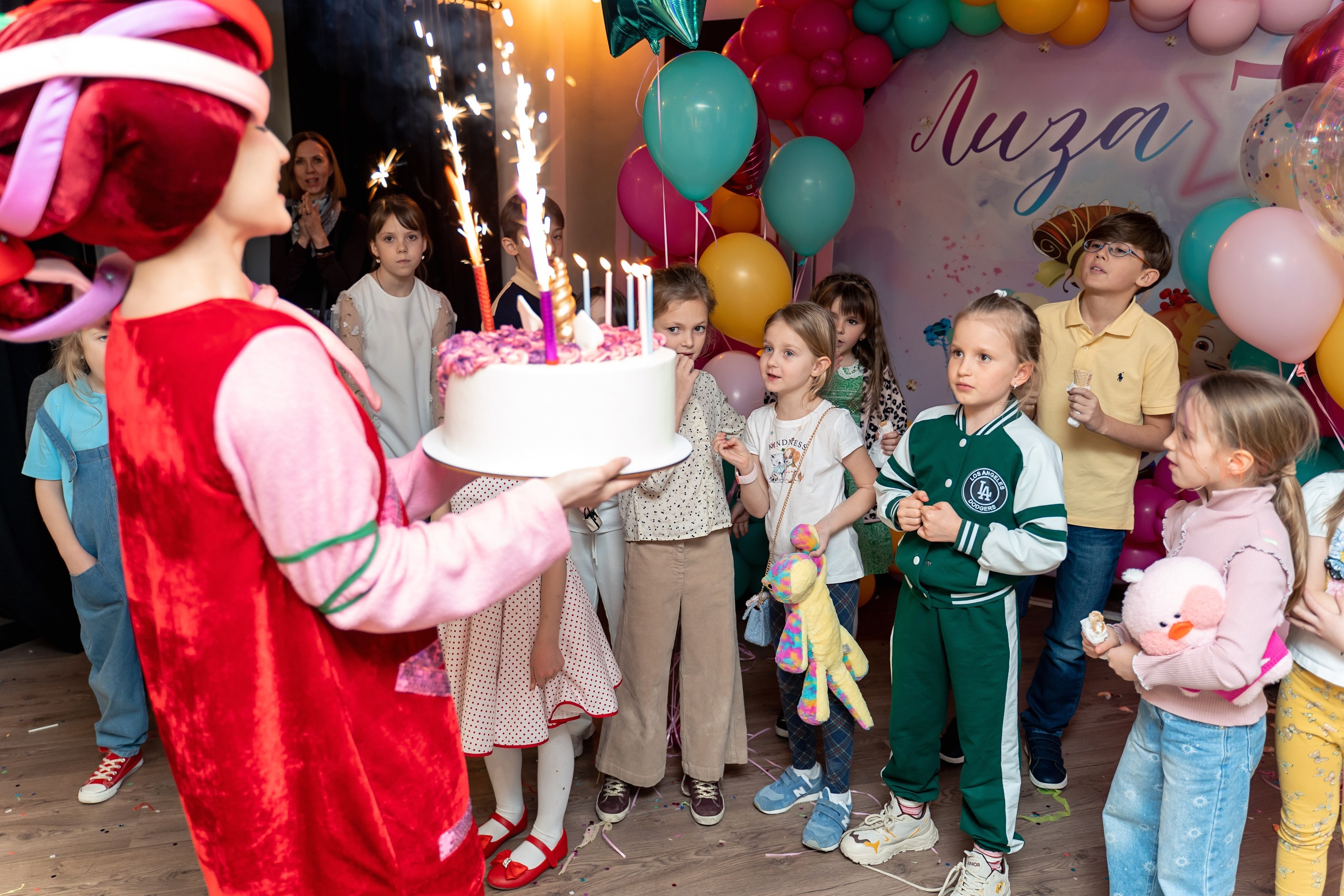 Фотограф на детский день рождения Москва. Фотограф \ Видеограф на Крещение, Венчание Москва| Семейные съемки