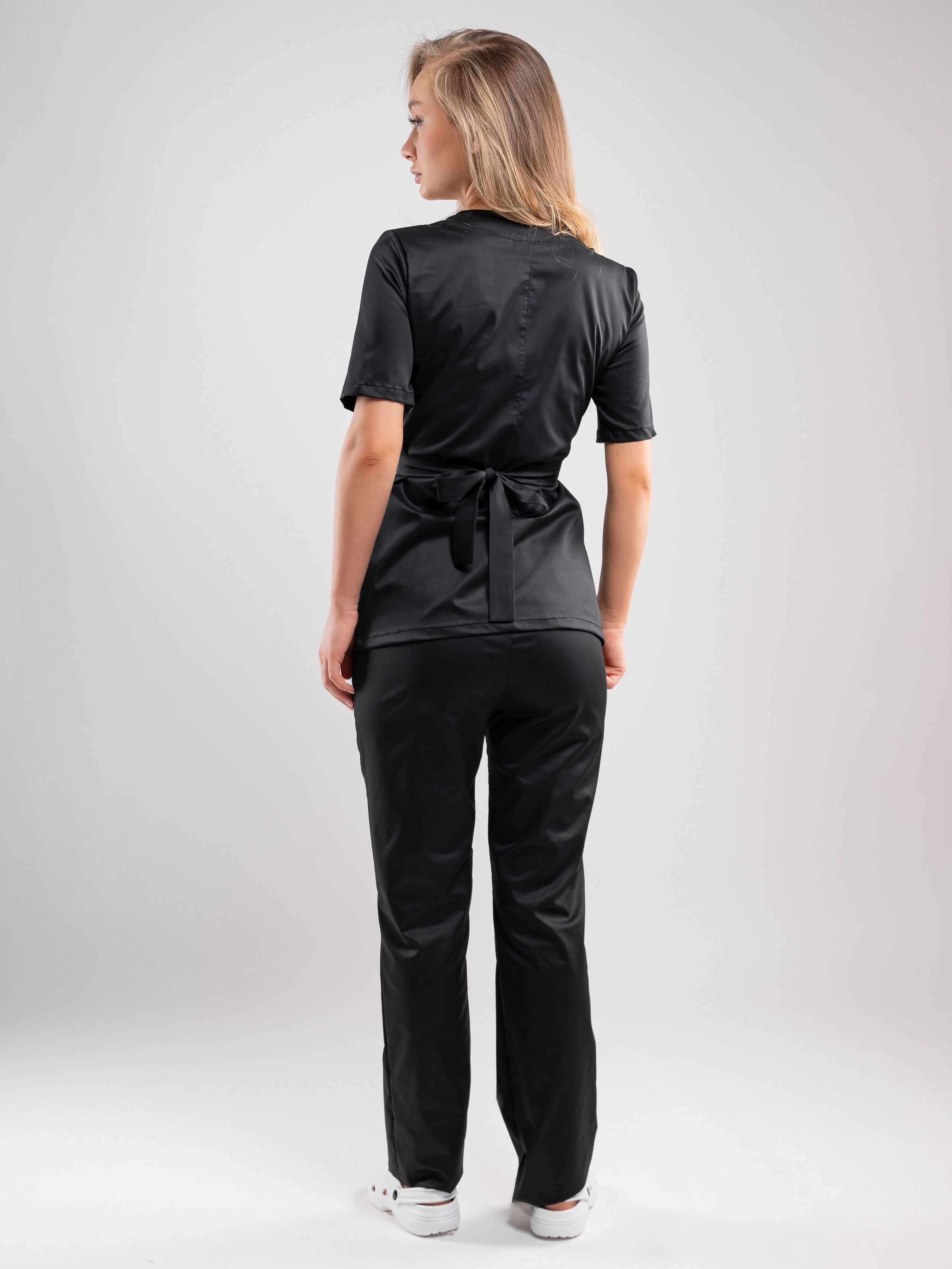 Медицинские костюмы. Предметный фотограф, фото для маркетплейсов Пятигорск, КМВ