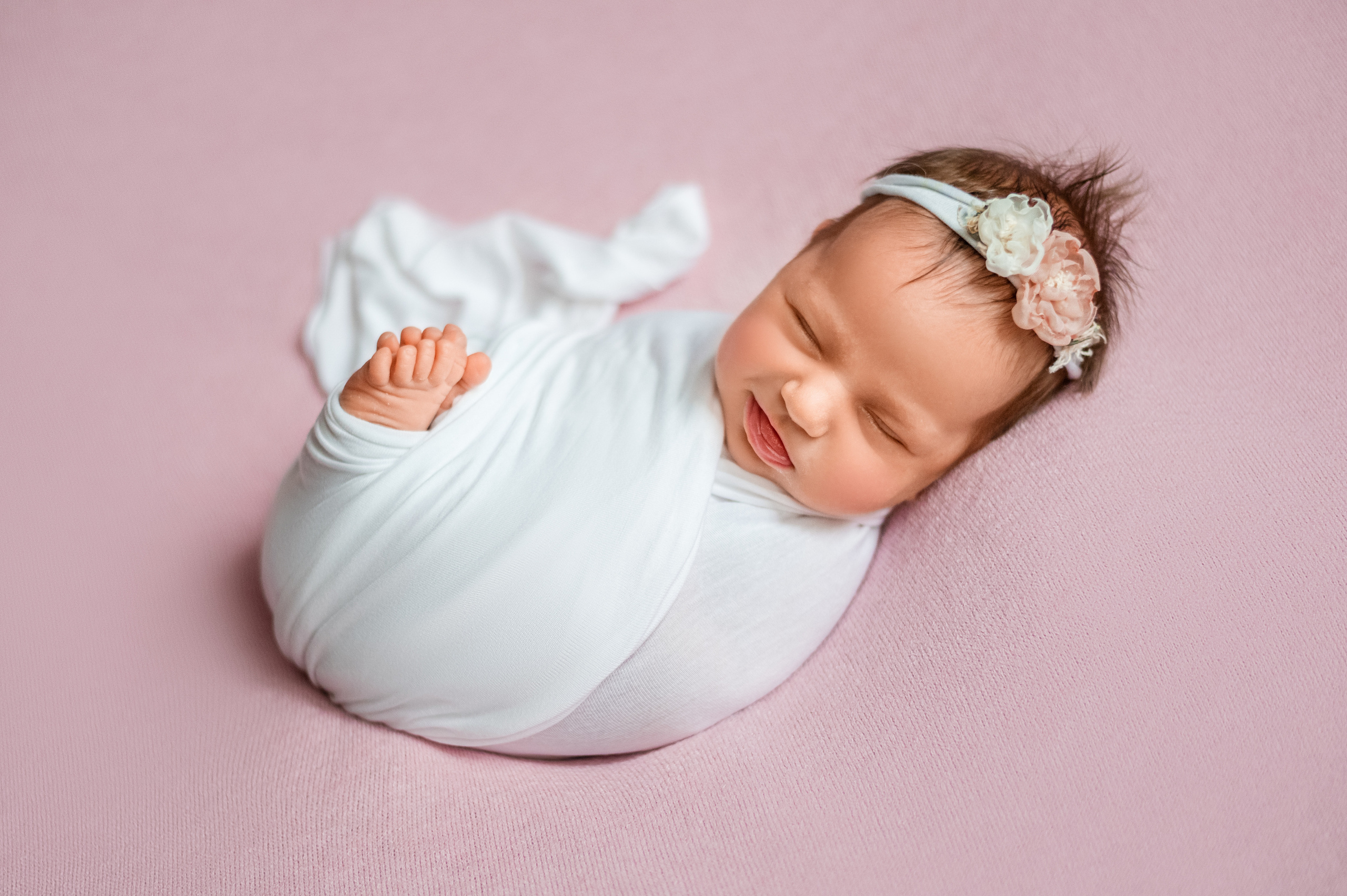 Кира. Фотограф новорожденных, семейный, женский фотограф Сургут Юлия Шумкова