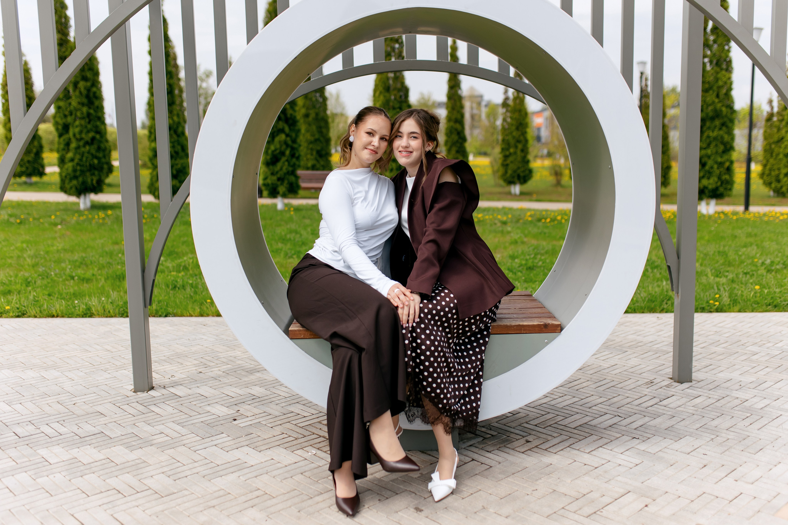 11 класс в парке Бунина. Свадебный и портретный фотограф — Мария Костина