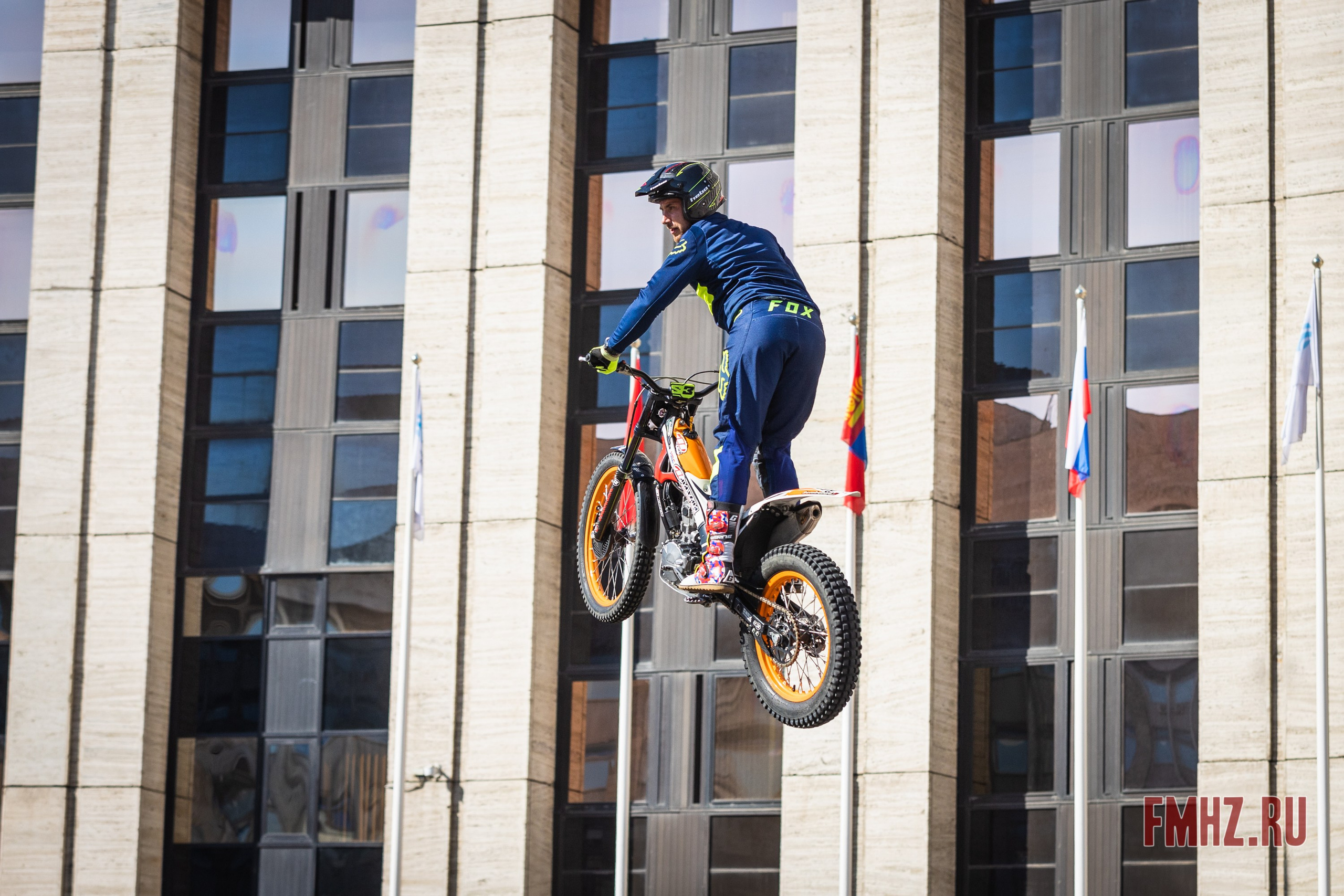 Закрытие Мотосезона 2023 на проспекте Академика Сахарова. Фотограф Владимир Охрименко