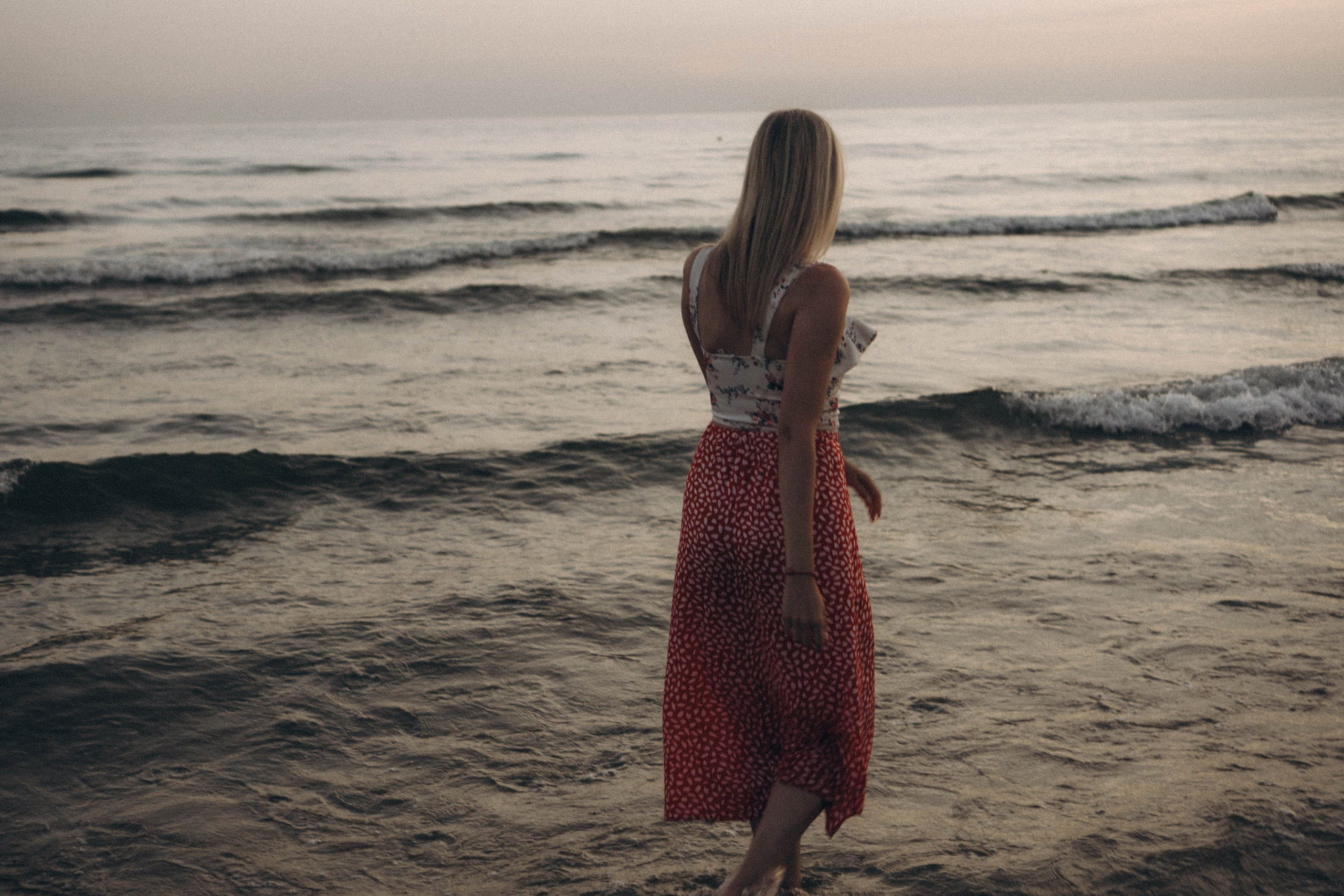 Июльский вечер на берегу черного моря. Профессиональный фотограф, Санкт-Петербург — Виктория Богомолова