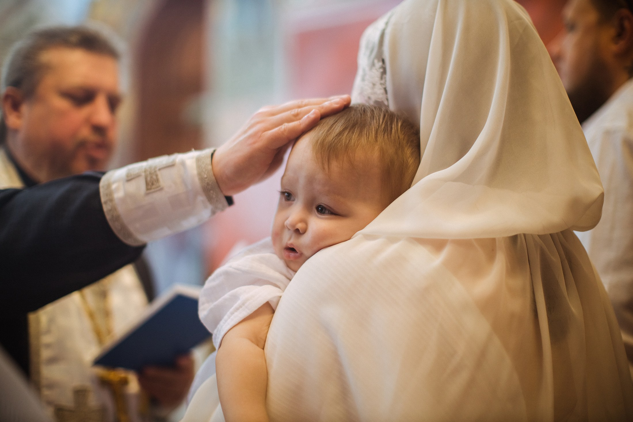 Таинство крещения. Фотографы в городе Волгограде — Людмила Агеева и Алексей Околелов