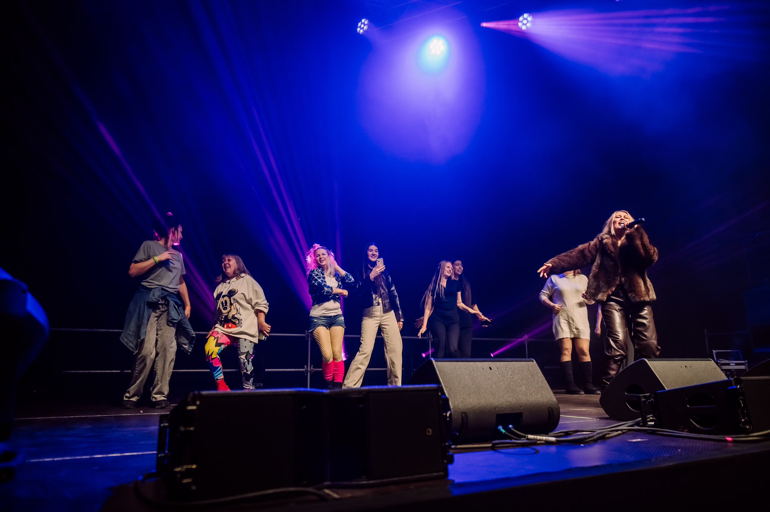 Дискач 90-х в Кемерово, СРК Арена. Детский фотограф, семейный фотограф и репортажи в Кемерово