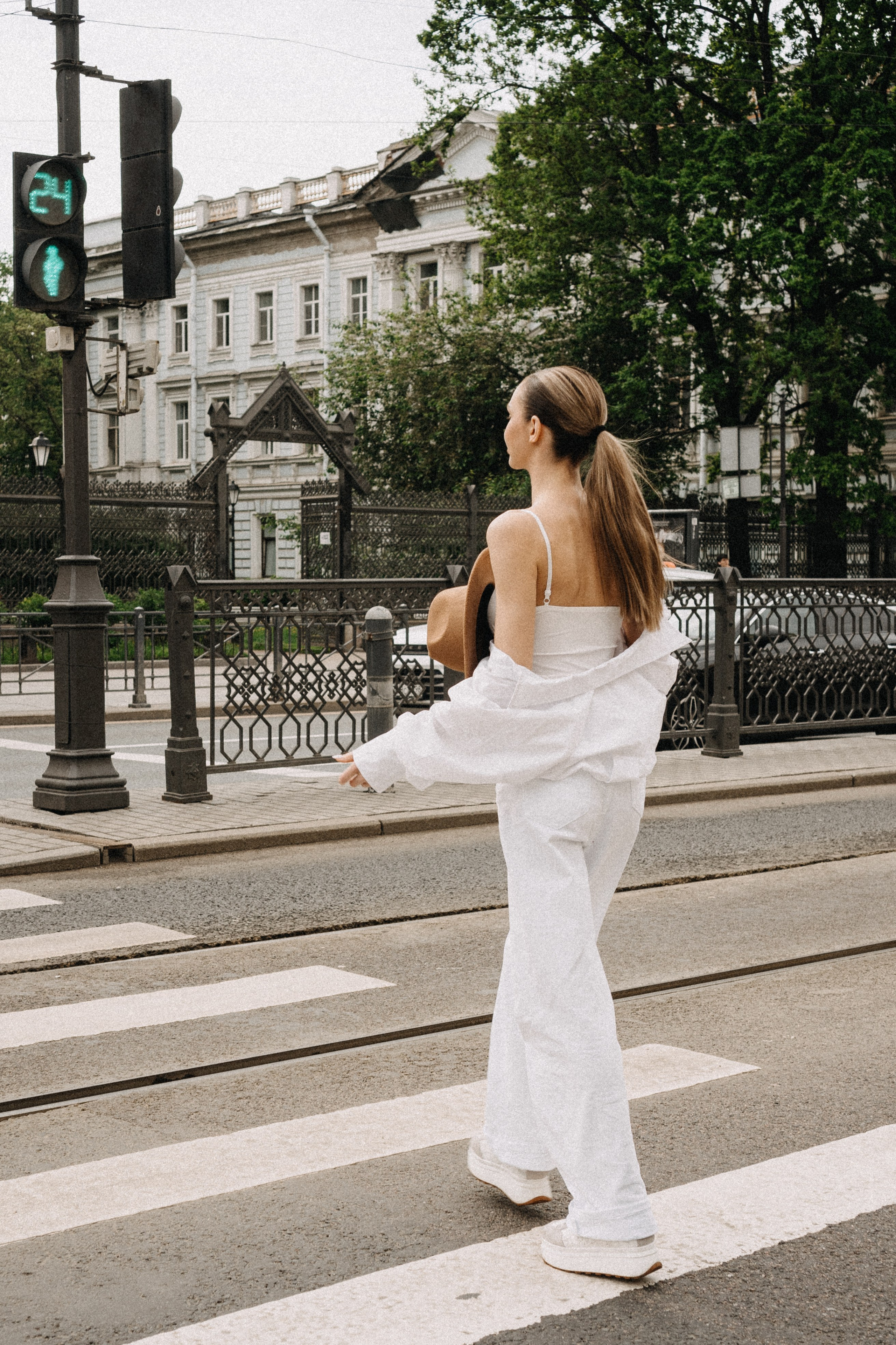 МЫ ГУЛЯЛИ ПРО КРЫШАМ ПИТЕРА. Профессиональный фотограф, Санкт-Петербург — Виктория Богомолова