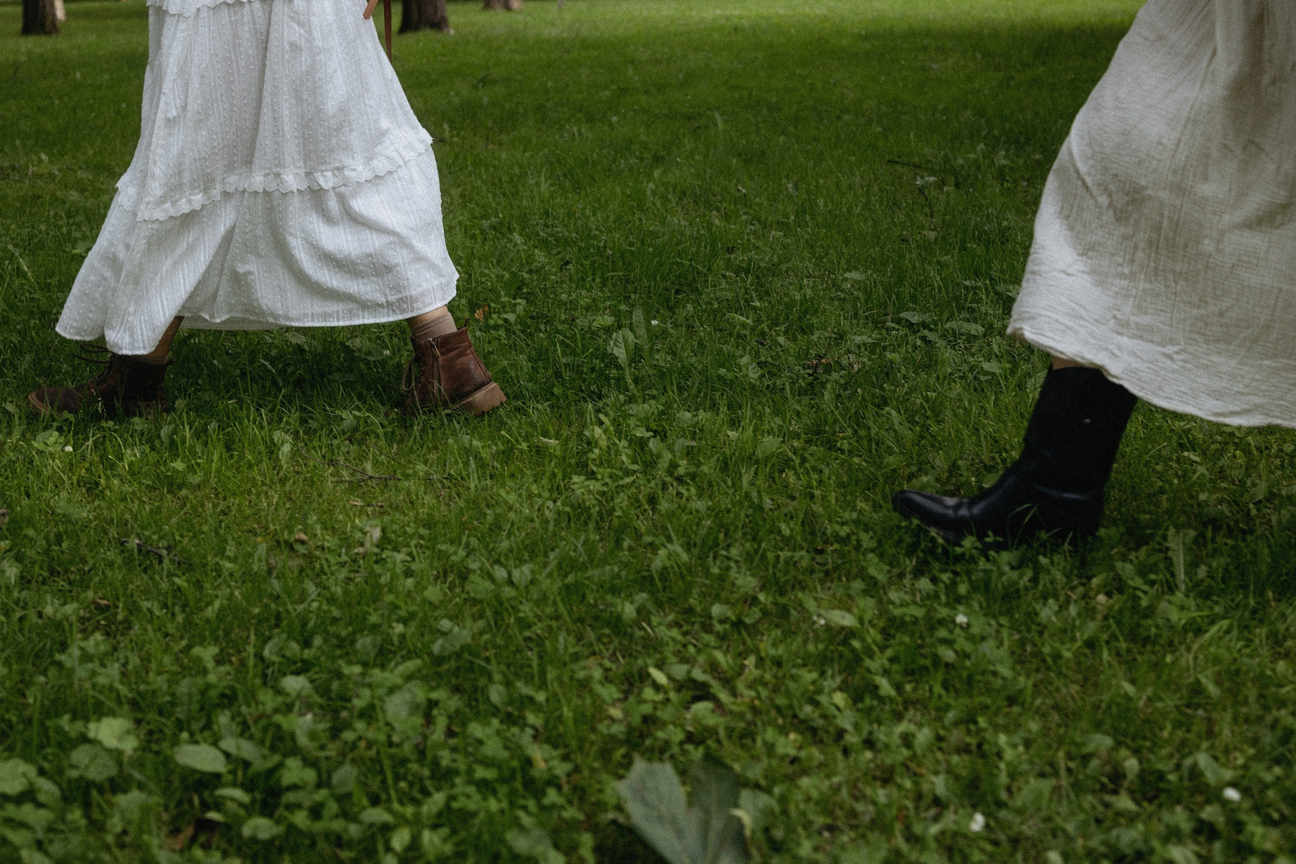 Окунуться в детство 🤍 Прогулка с сестрой. Вера Пьянцева фотограф в Санкт-Петербурге | индивидуальная, семейная и парная (love-story) съёмка