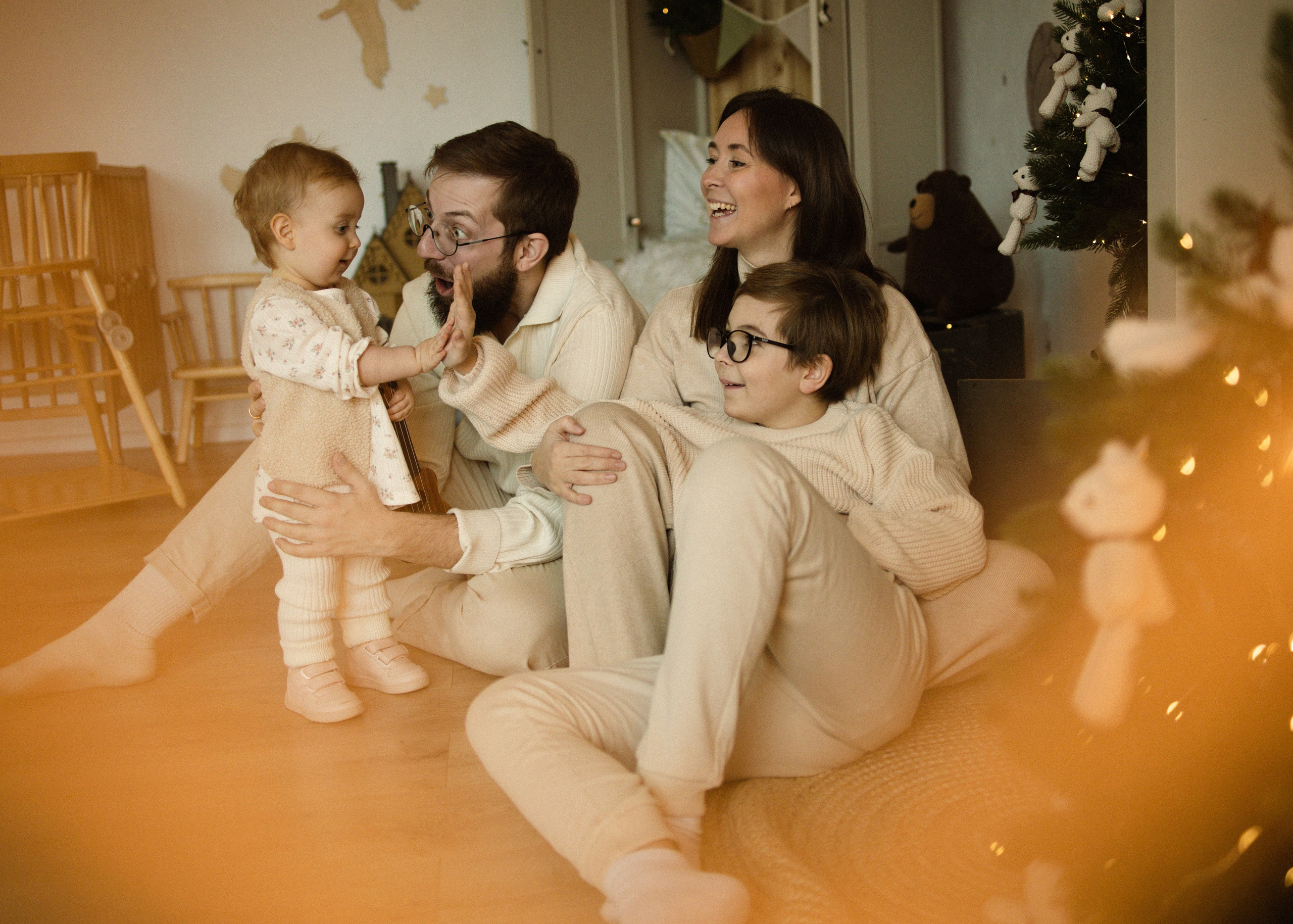 Новогодняя фотосъемка в студии. Семейный видеограф в Москве Элина Ладова