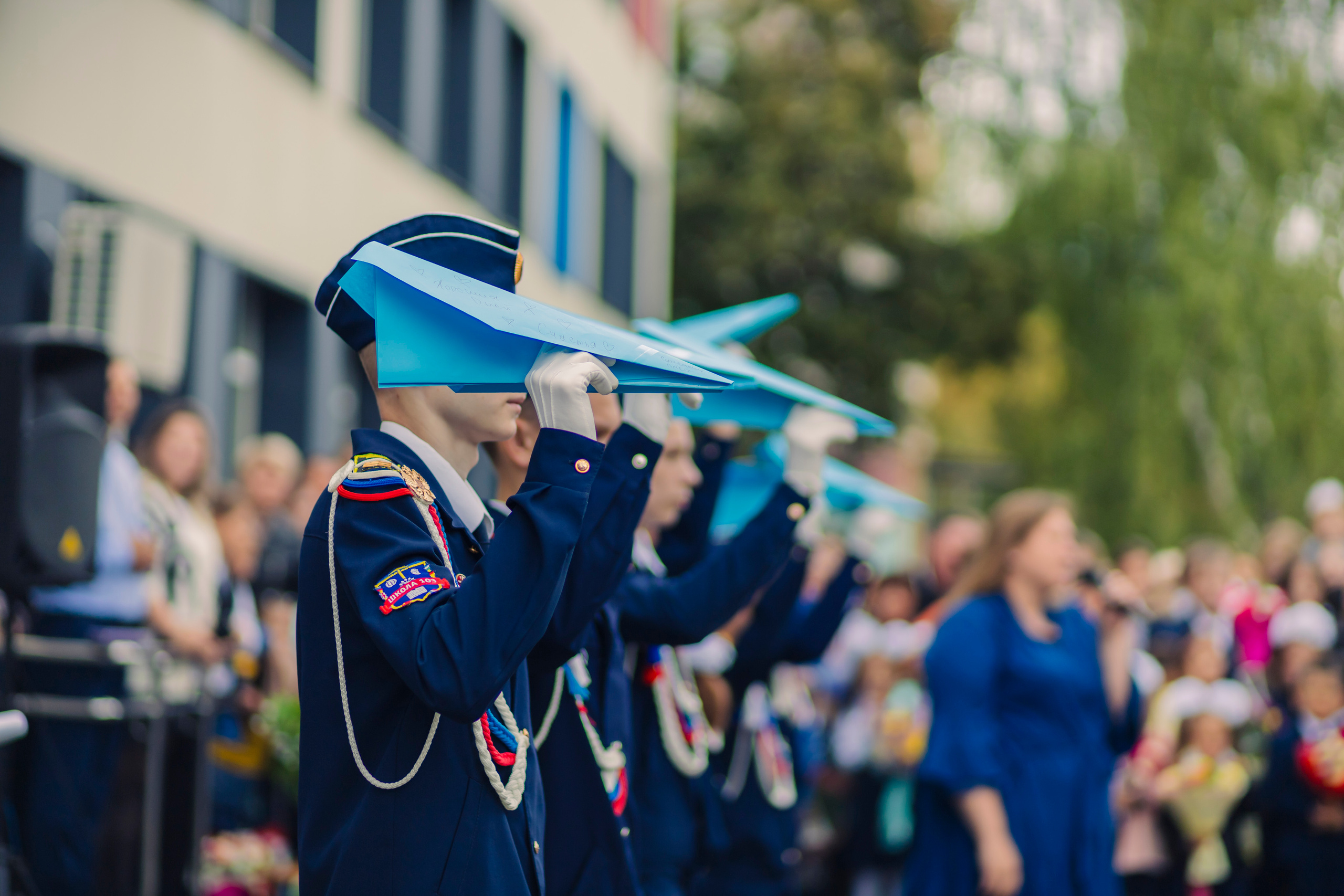 Первое сентября учеников 103 школы г. Уфы. Фотограф Каримов Виктор