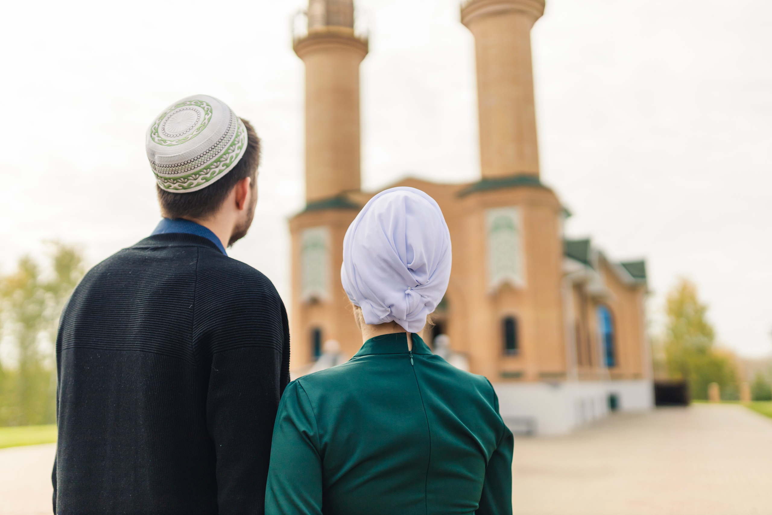 Никах у мечети 