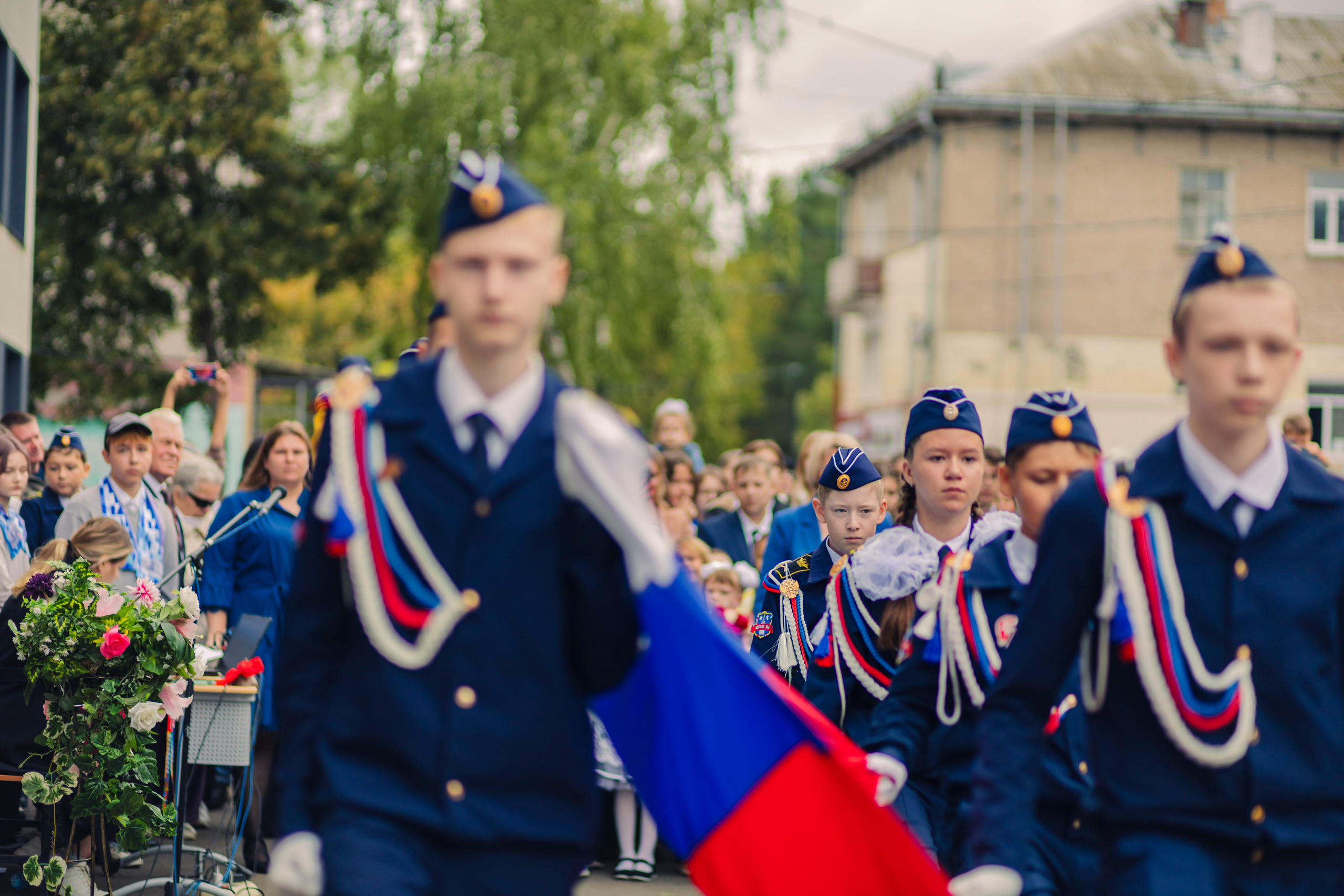 Первое сентября учеников 103 школы г. Уфы. Фотограф Каримов Виктор