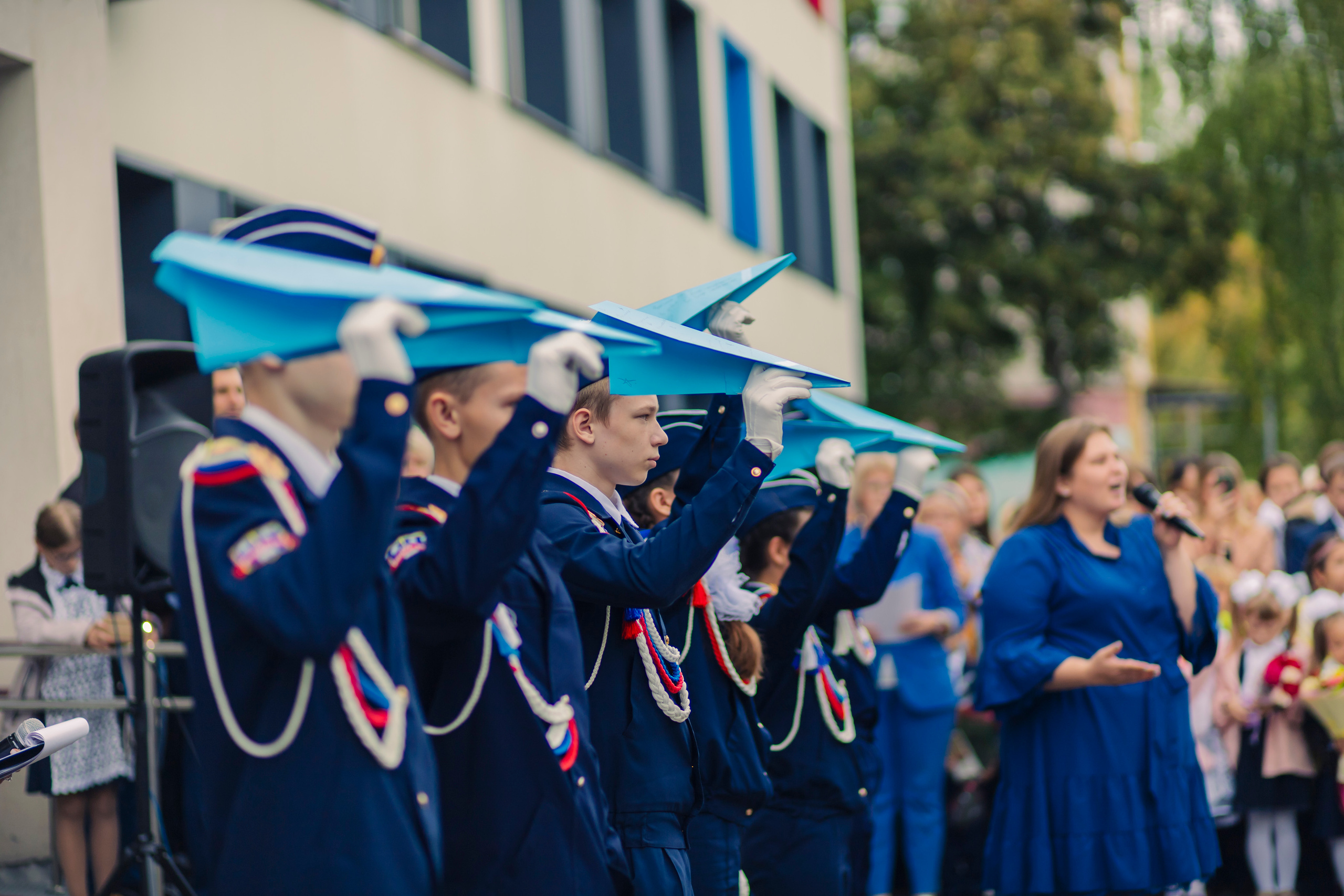 Первое сентября учеников 103 школы г. Уфы. Фотограф Каримов Виктор