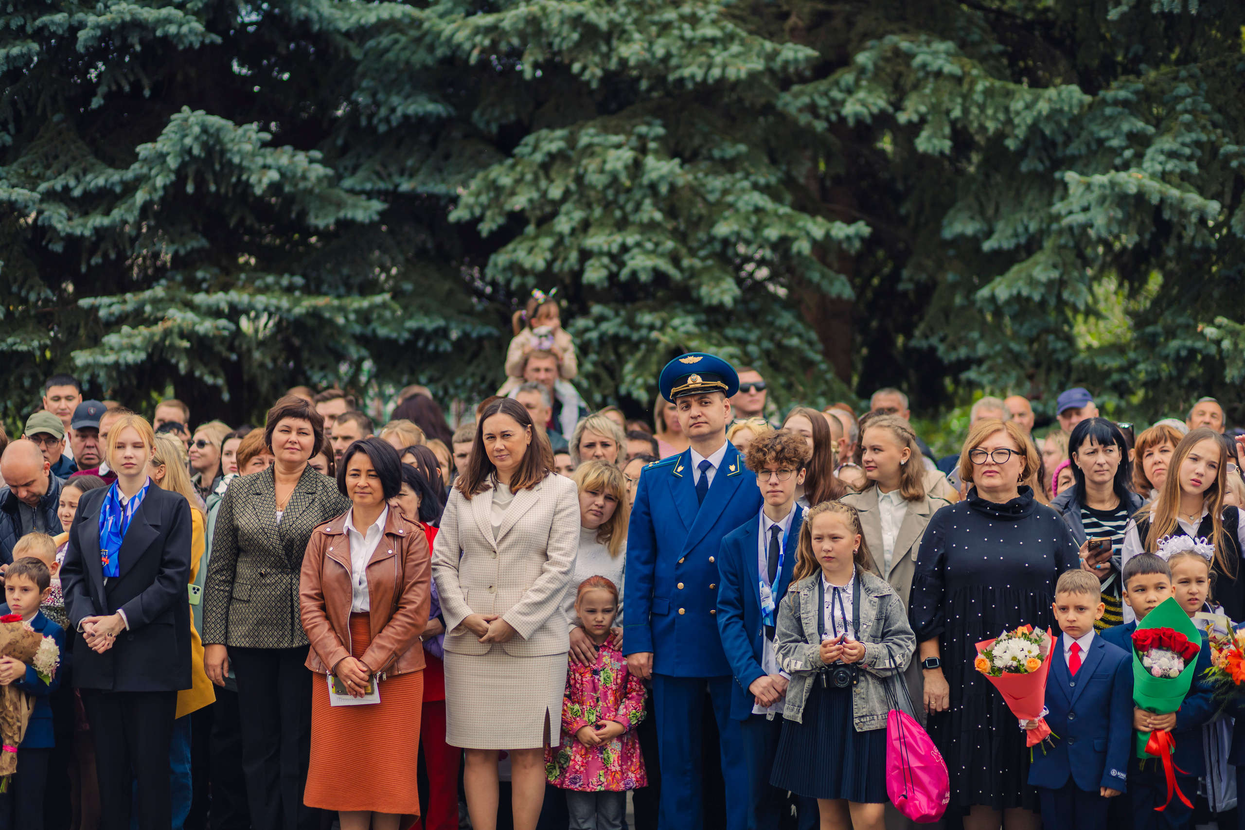 Первое сентября учеников 103 школы г. Уфы. Фотограф Каримов Виктор