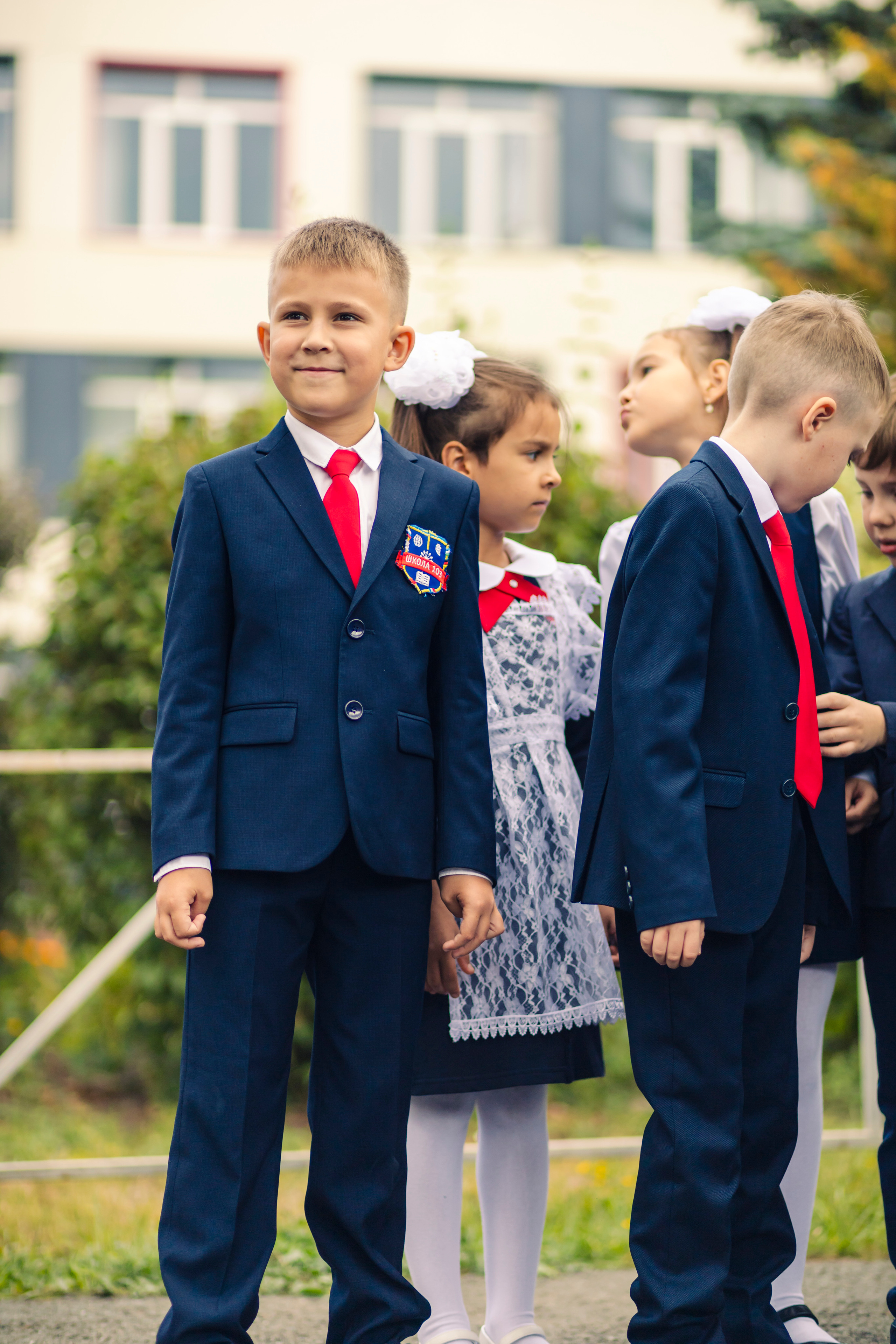 Первое сентября учеников 103 школы г. Уфы. Фотограф Каримов Виктор
