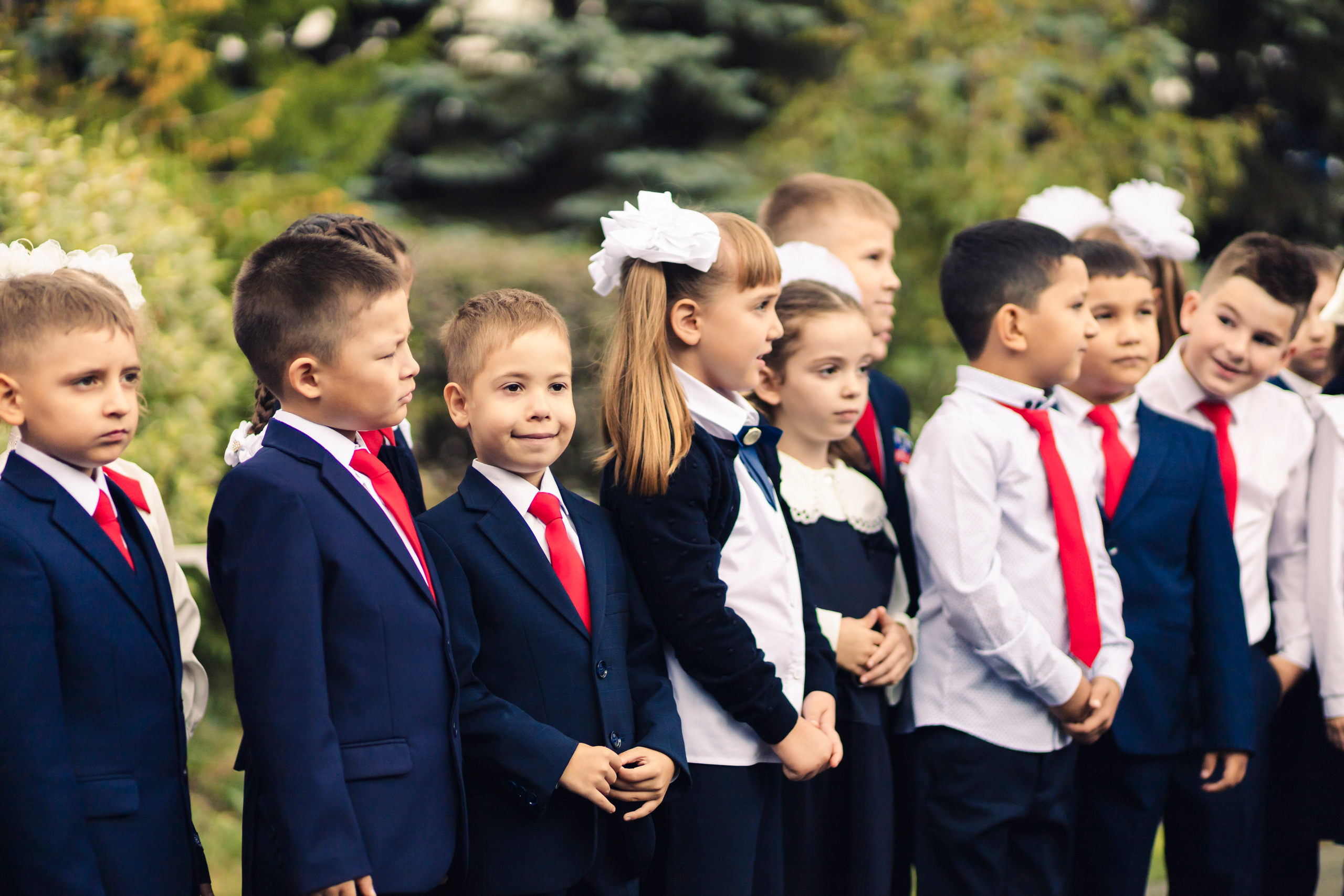 Первое сентября учеников 103 школы г. Уфы. Фотограф Каримов Виктор
