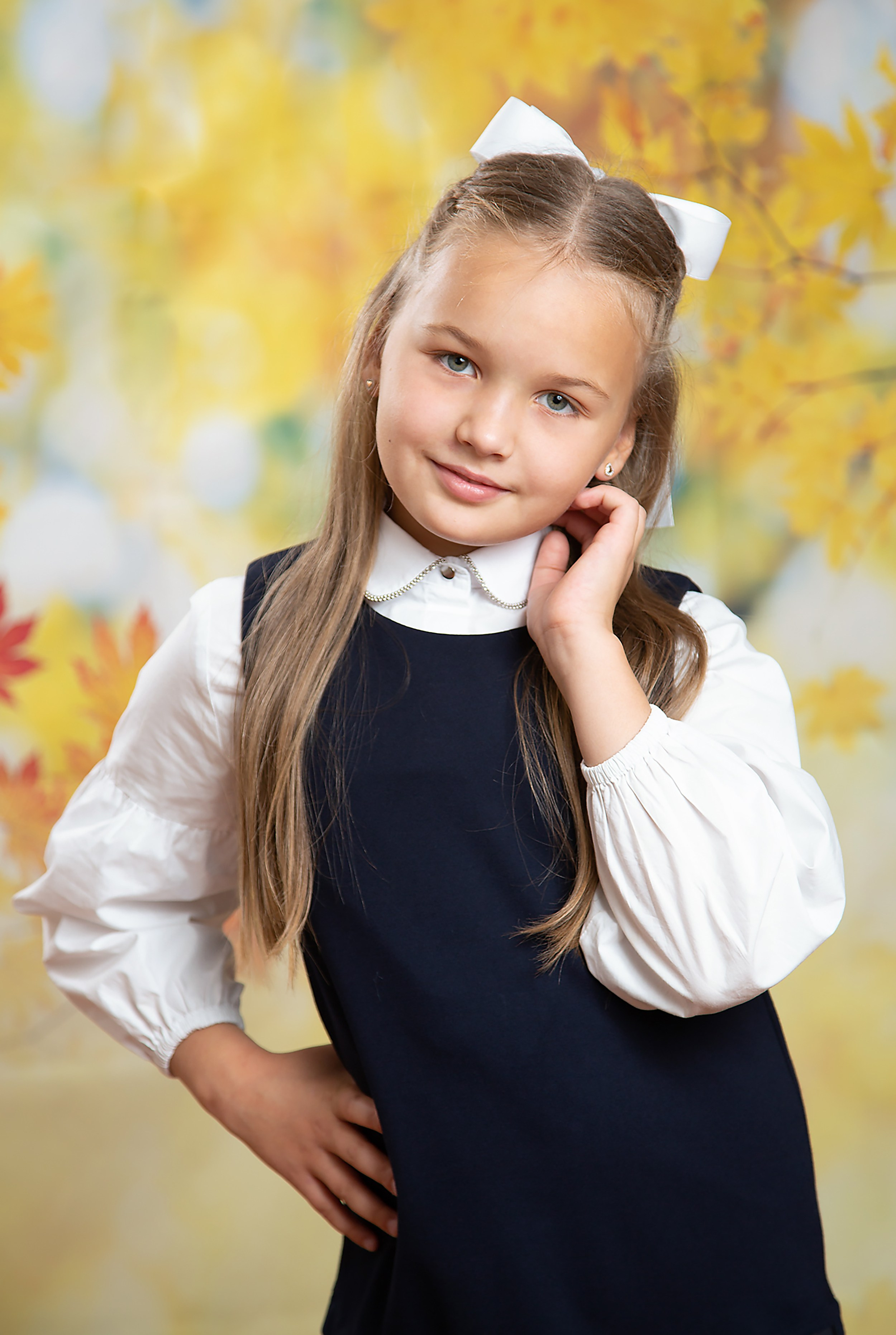 портрет в школе ученицы девочки начальной школы