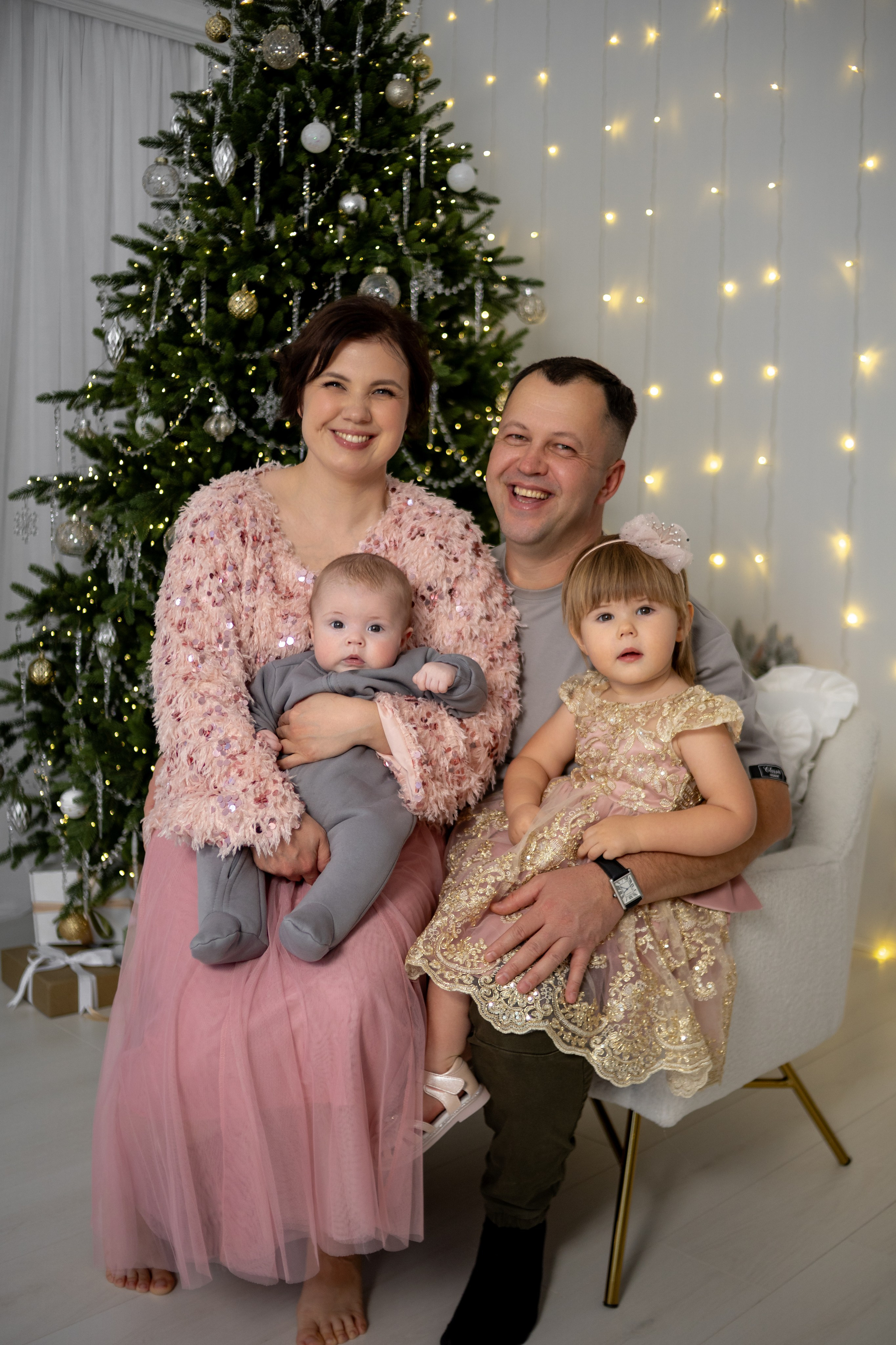 Мария с семьей. Семейный фотограф Гульцовская Екатерина