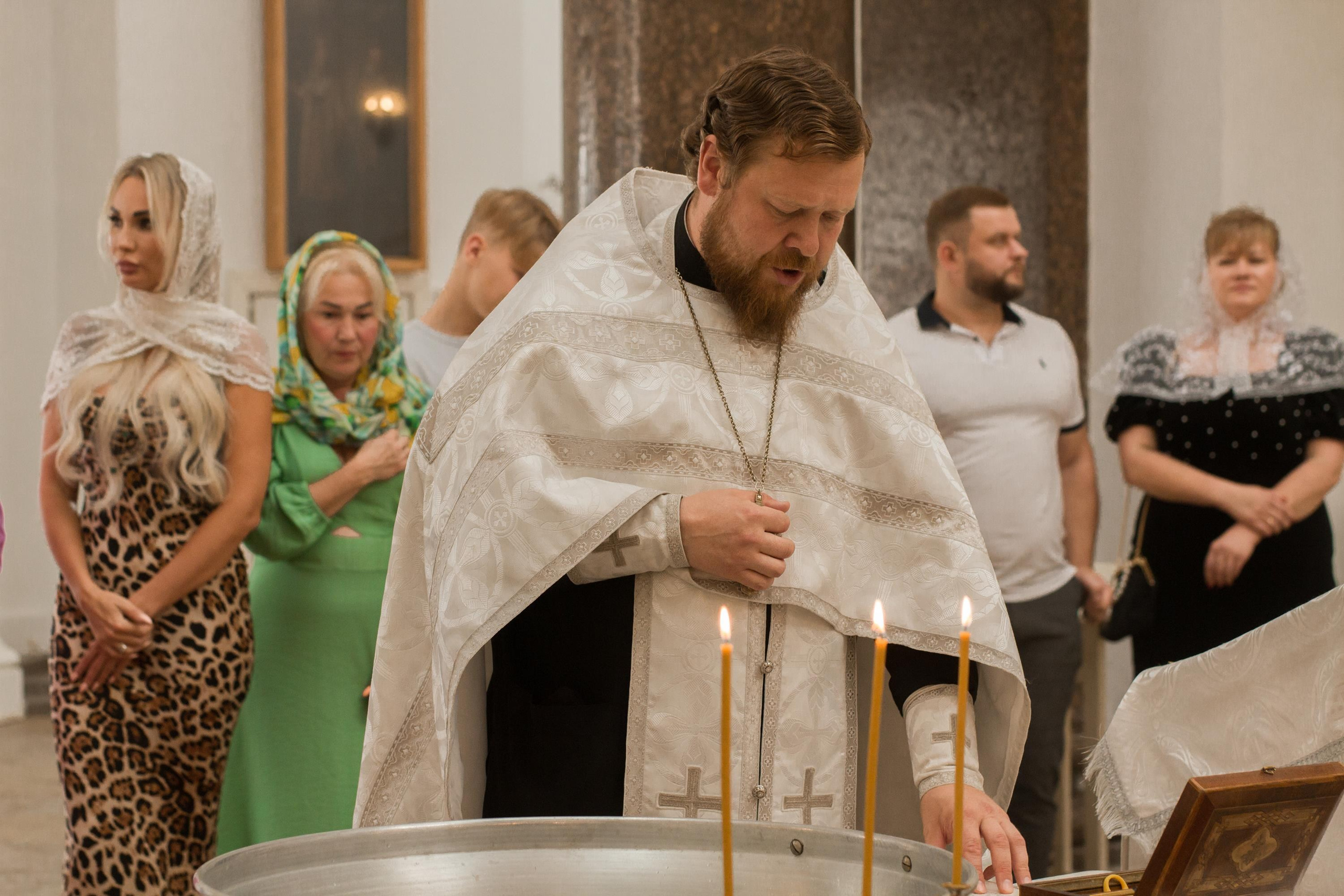 Софийский собор в г. Пушкин, крещение Евы. Контент- фотограф, рилсмейкер в Санкт- Петербурге Елена Грие