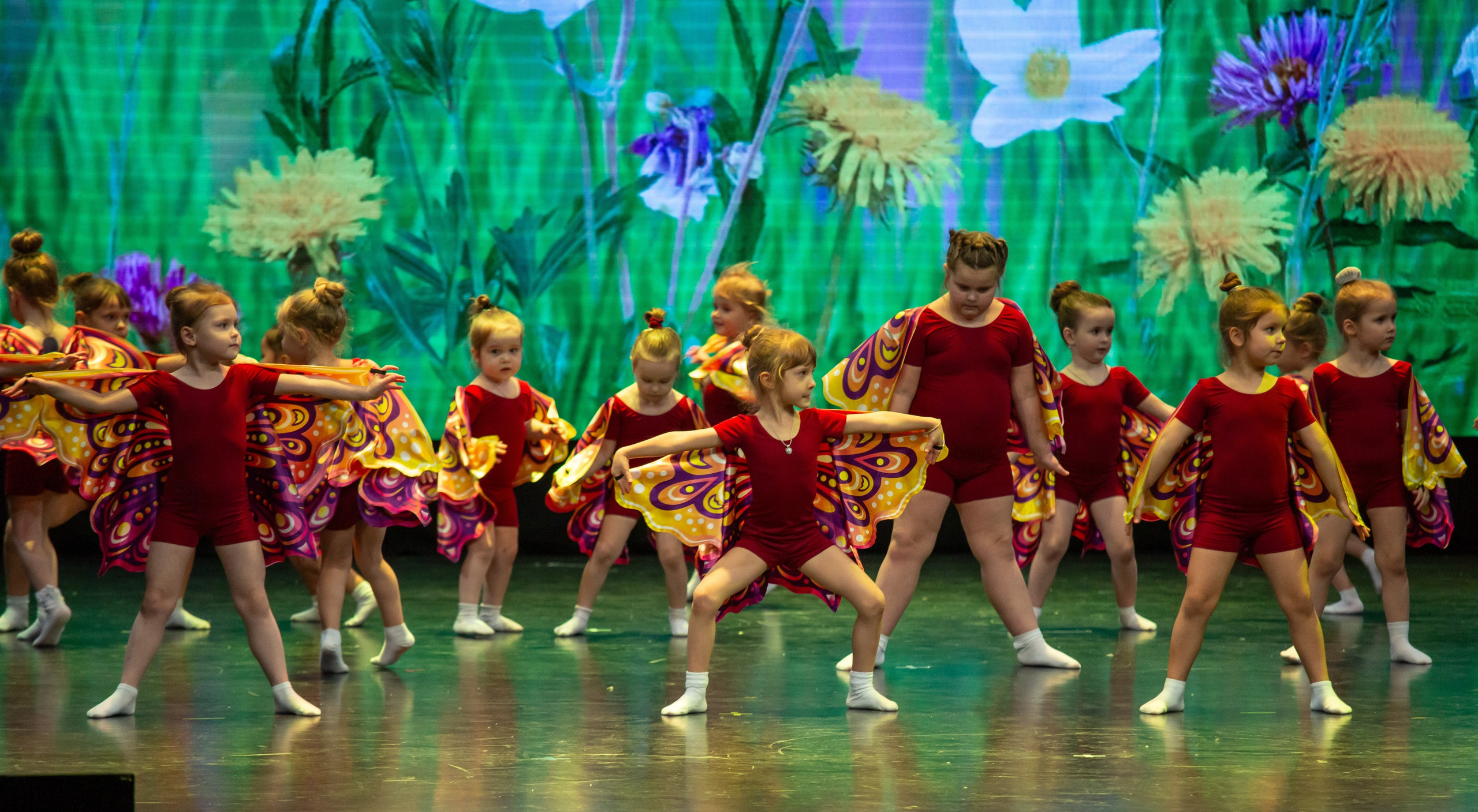 Концерт детской танцевальной школы. Репортажный, семейный, свадебный, портретный фотограф