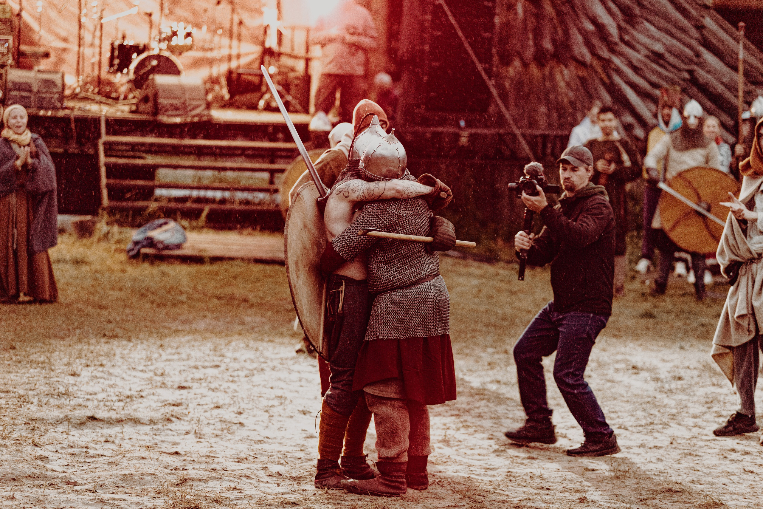Фестиваль «Абалакское поле» XVI. Арт-фотограф Крис Л. в Тобольске: портрет, семейные, свадьбы