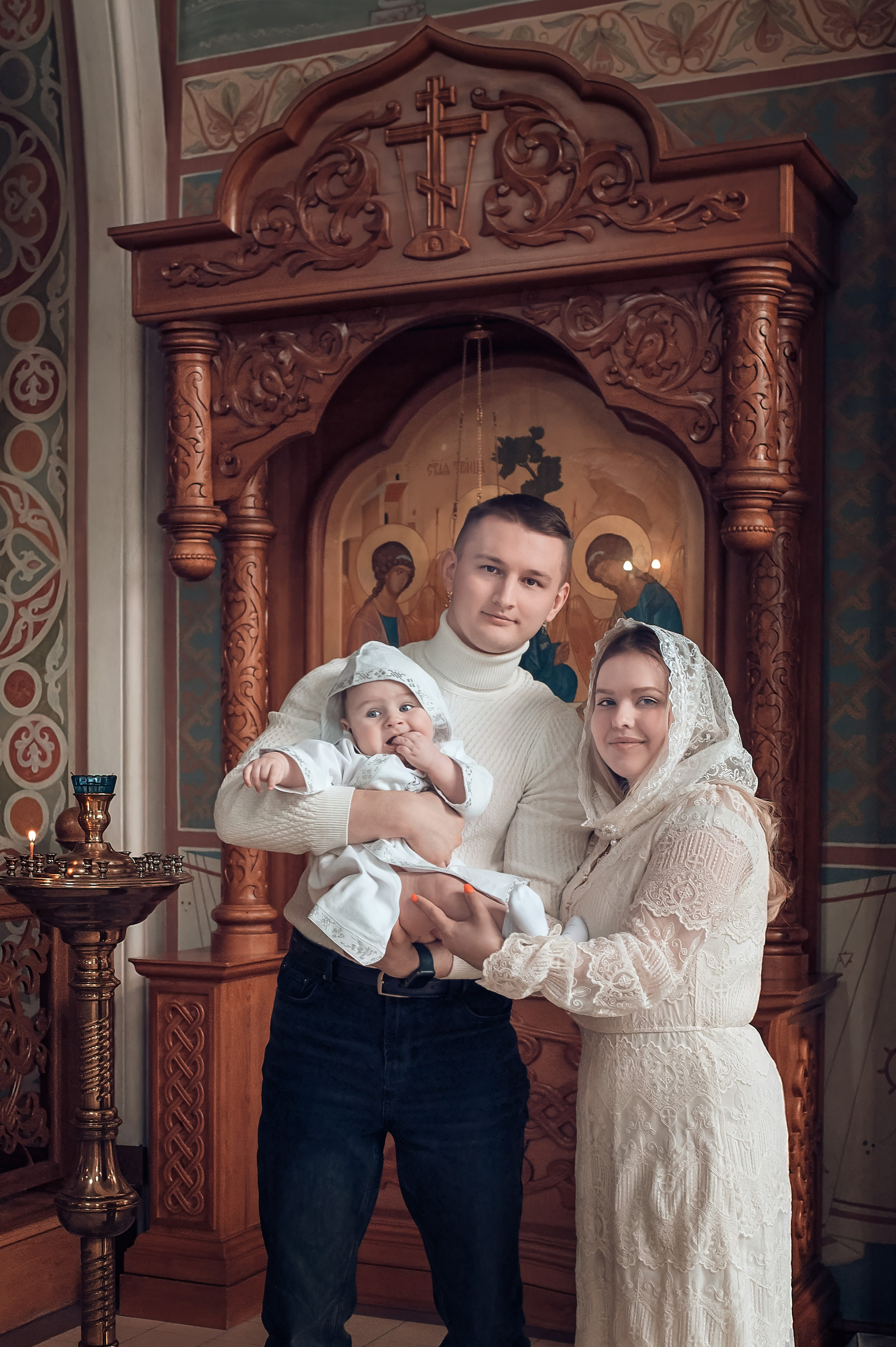 Крещение Ярослава в Храме Иоанна Предтечи. Фотографы крещения/венчания  Красноярск Татьяна и Вячеслав Переваловы