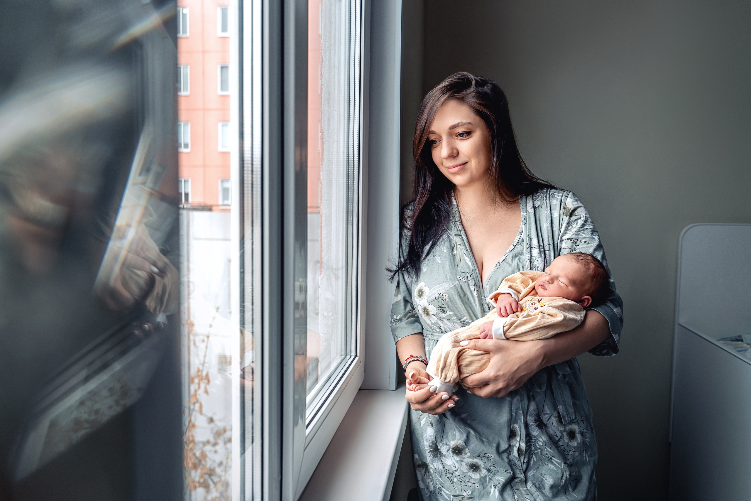 Выписка из роддома 29 им Н. Э. Баумана. Фотограф на выписку из роддома. Фотограф \ Видеограф на Крещение, Венчание Москва| Семейные съемки