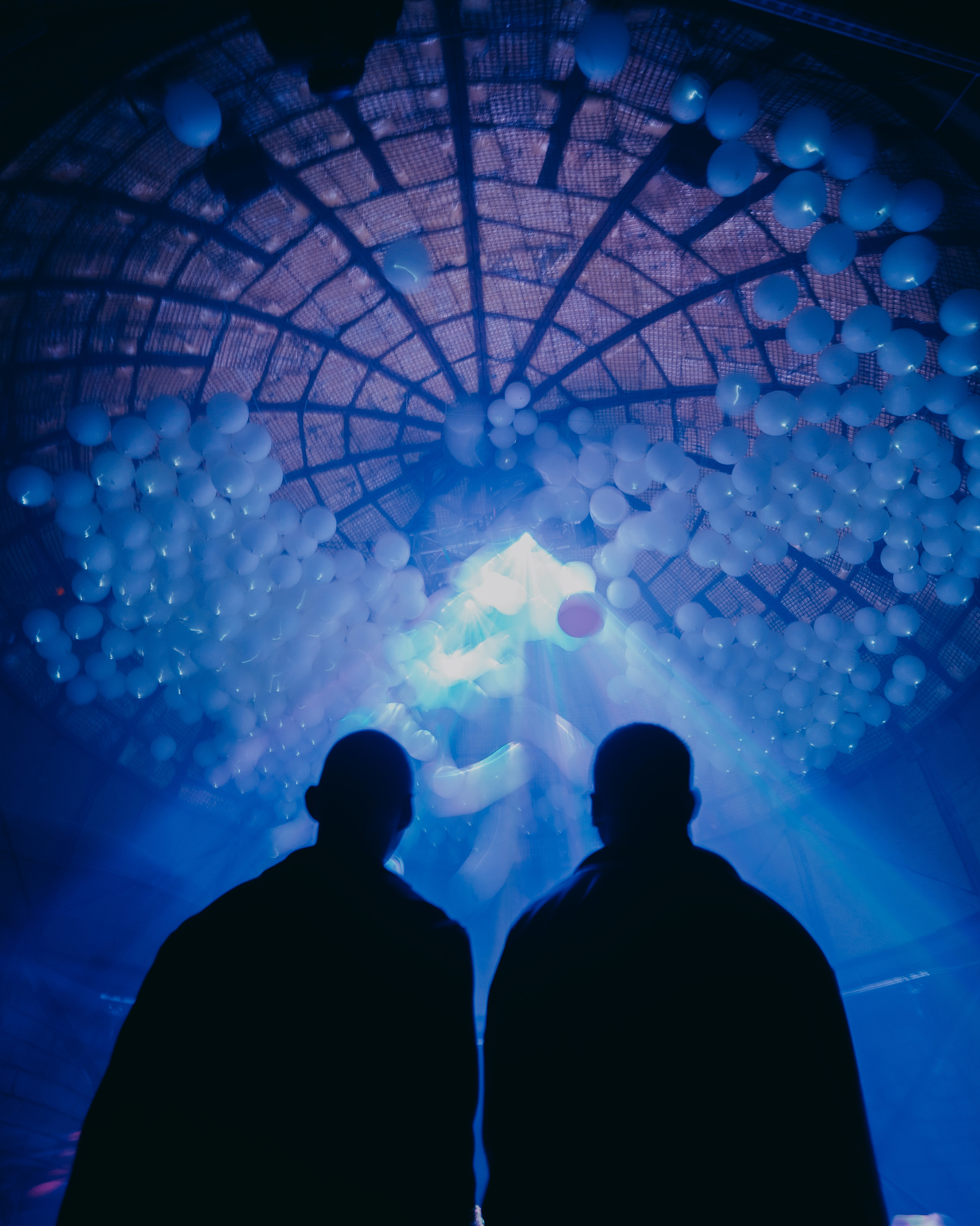 NEWTON, SILA SVETA. @tomrus: Рустам Шагиморданов — фотограф