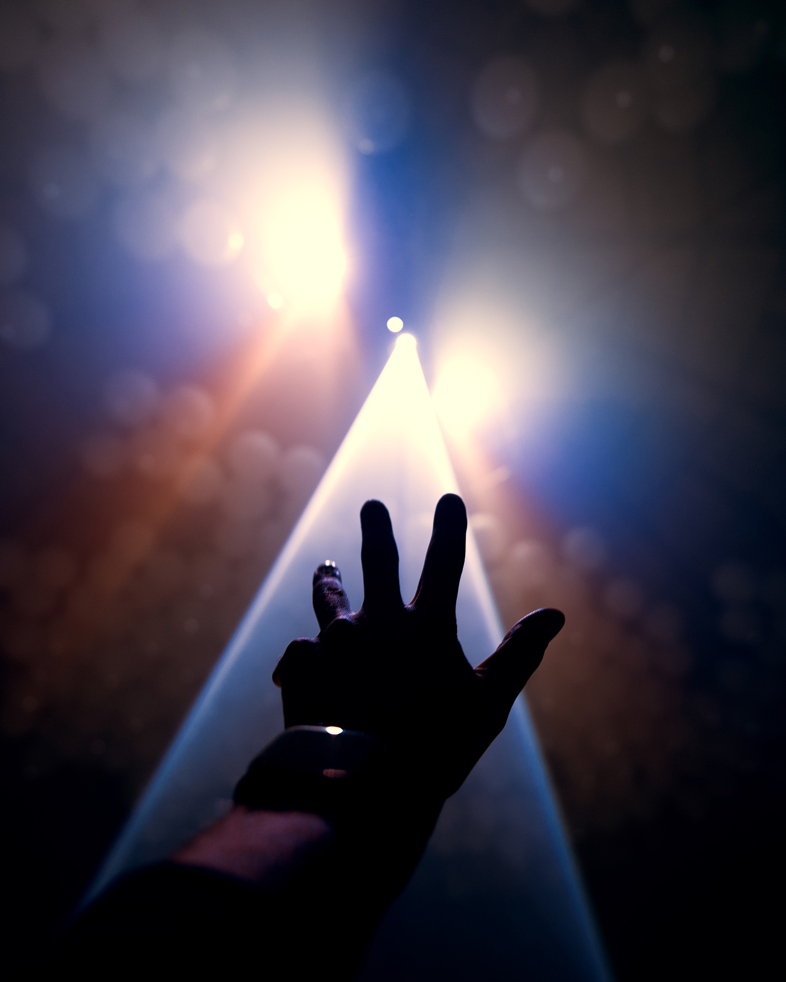 NEWTON, SILA SVETA. @tomrus: Рустам Шагиморданов — фотограф