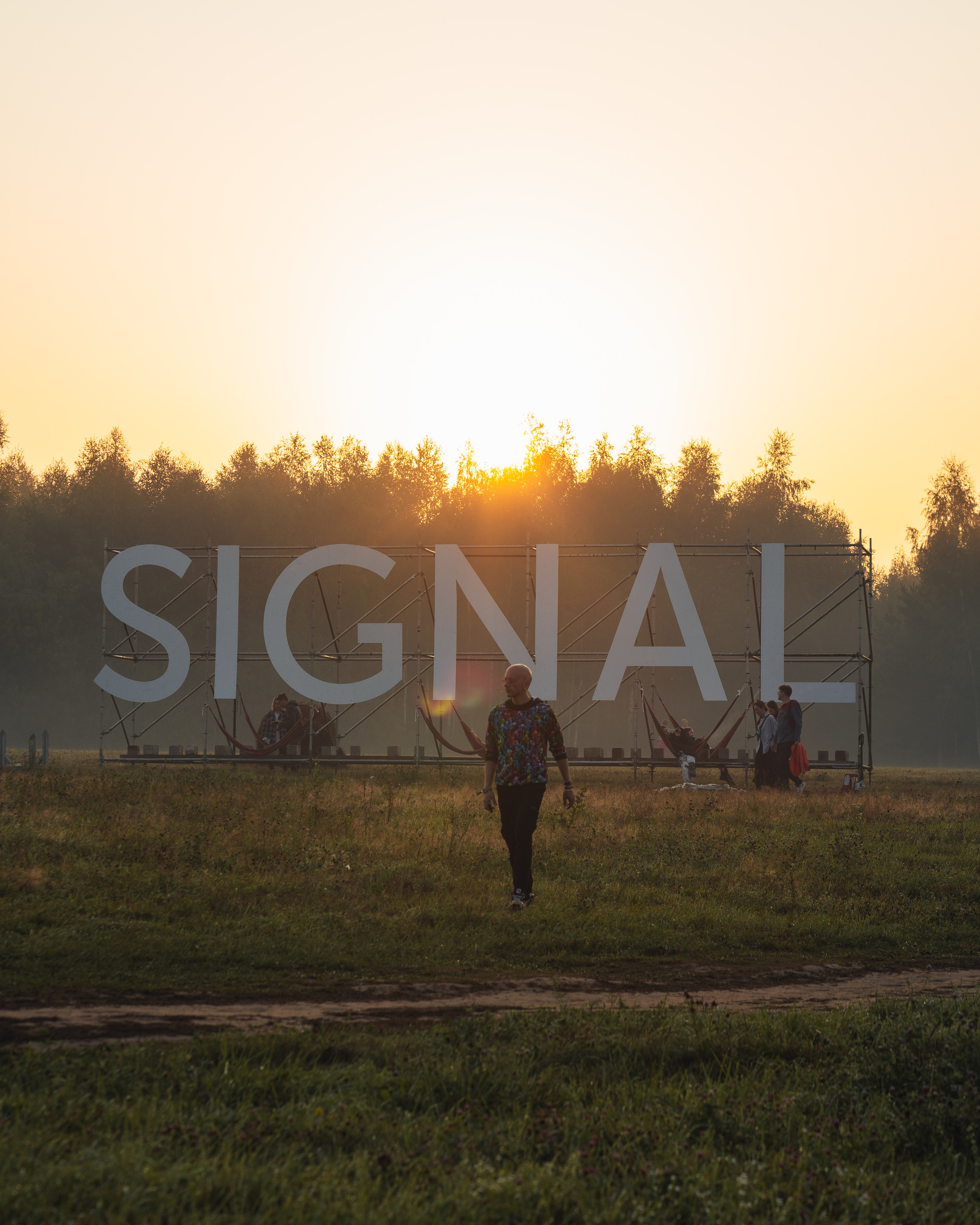 Signal 2023. @tomrus: Рустам Шагиморданов — фотограф