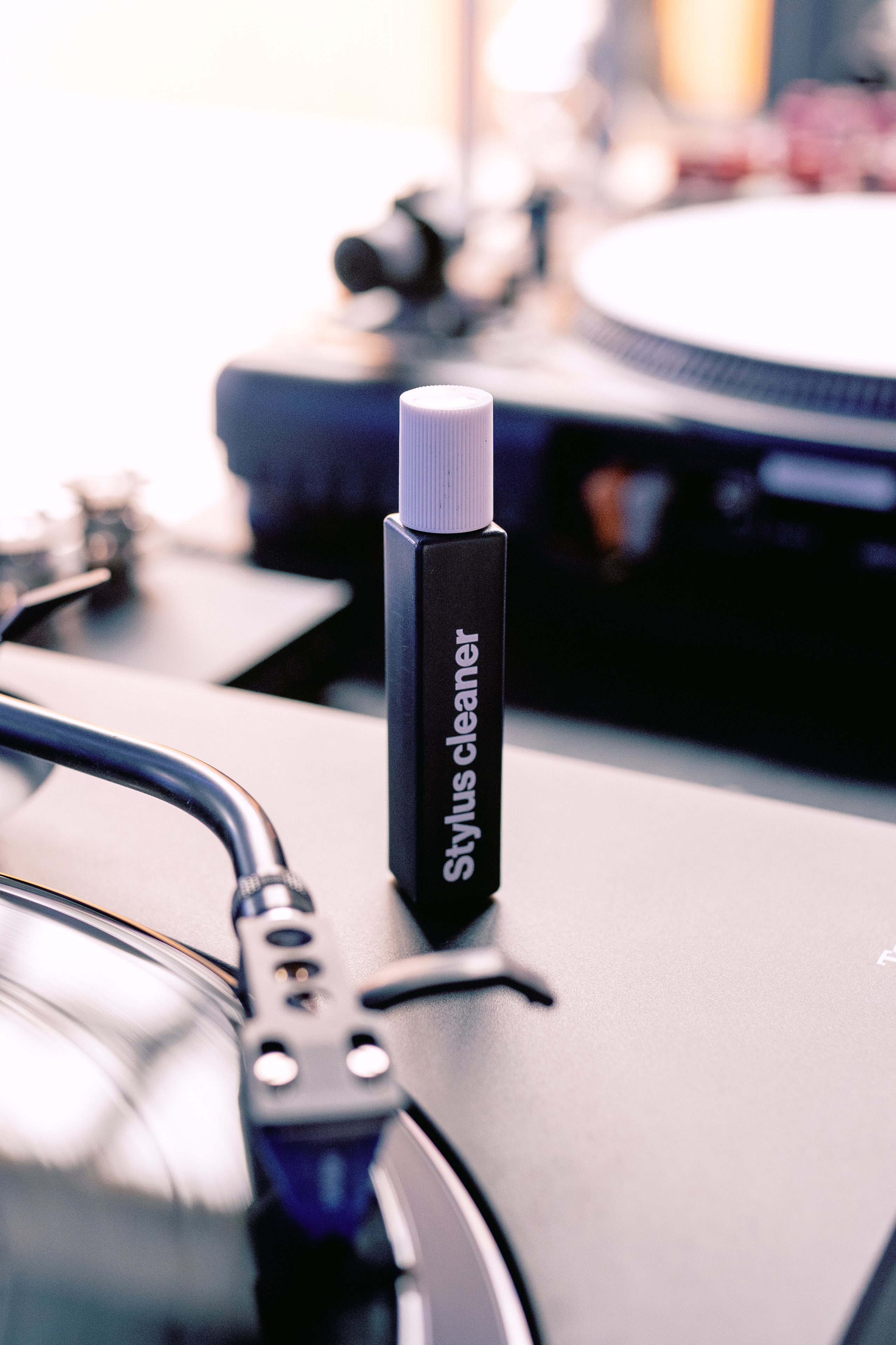 Stoprobot vinyl. @tomrus: Рустам Шагиморданов — фотограф