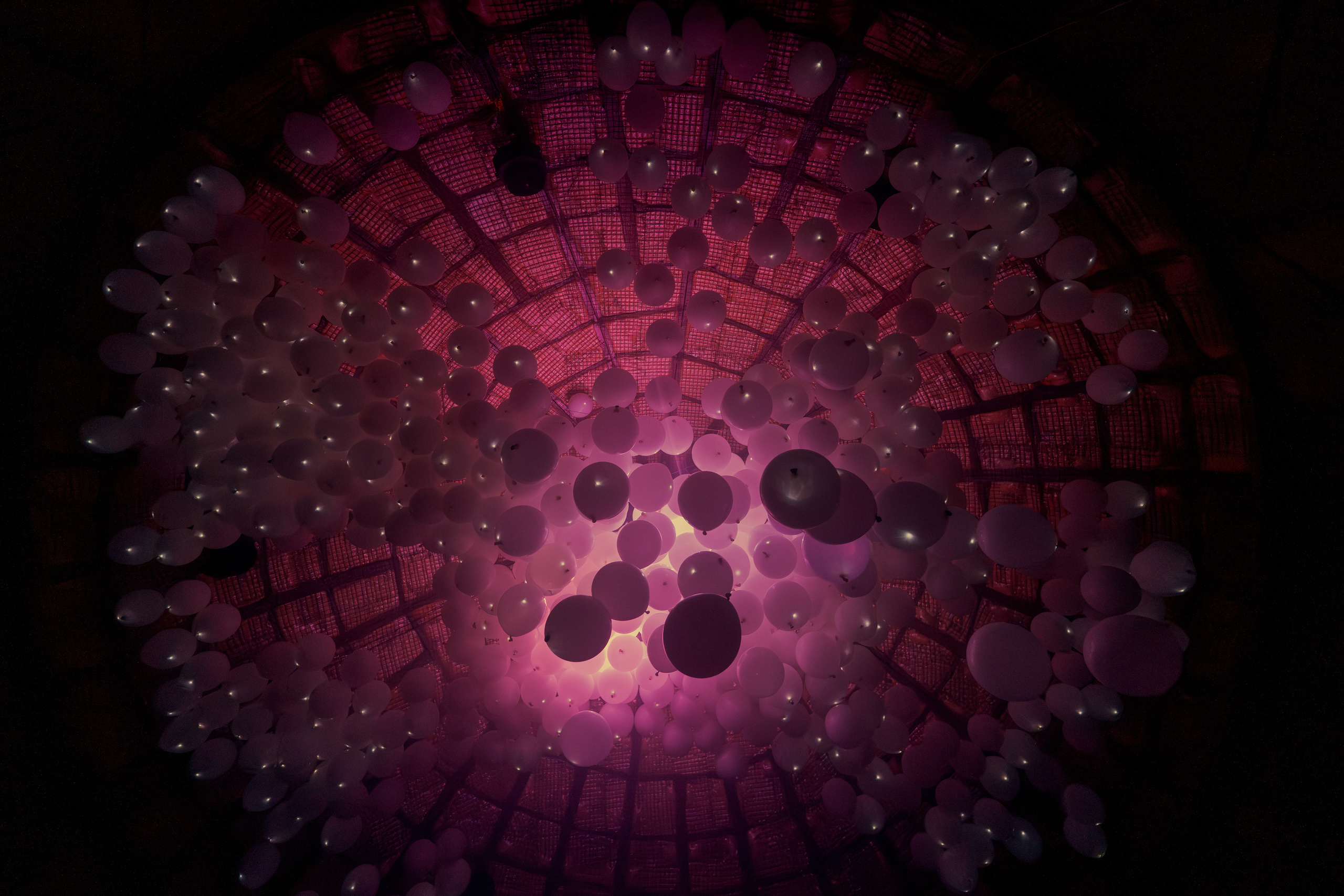 NEWTON, SILA SVETA. @tomrus: Рустам Шагиморданов — фотограф