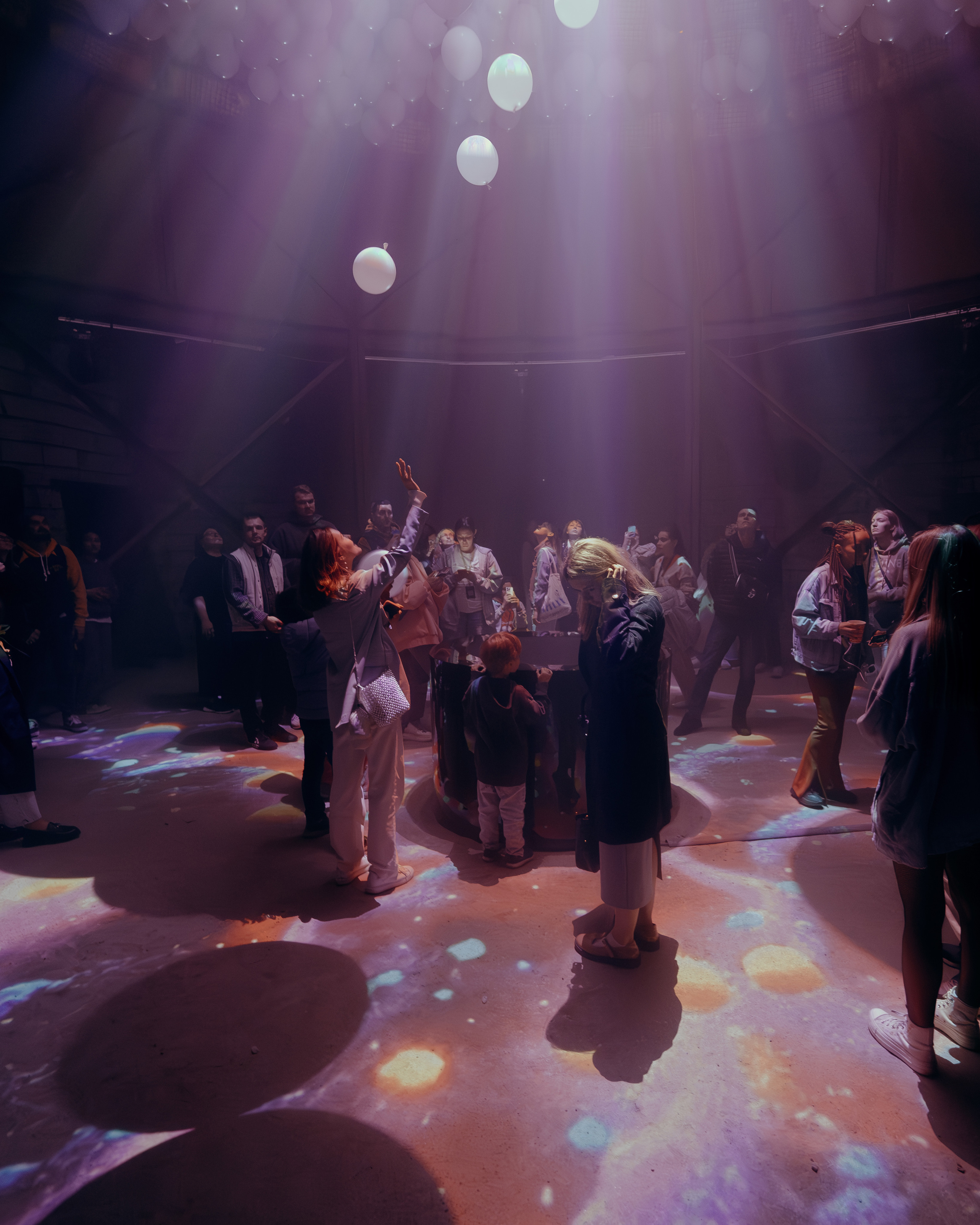 NEWTON, SILA SVETA. @tomrus: Рустам Шагиморданов — фотограф