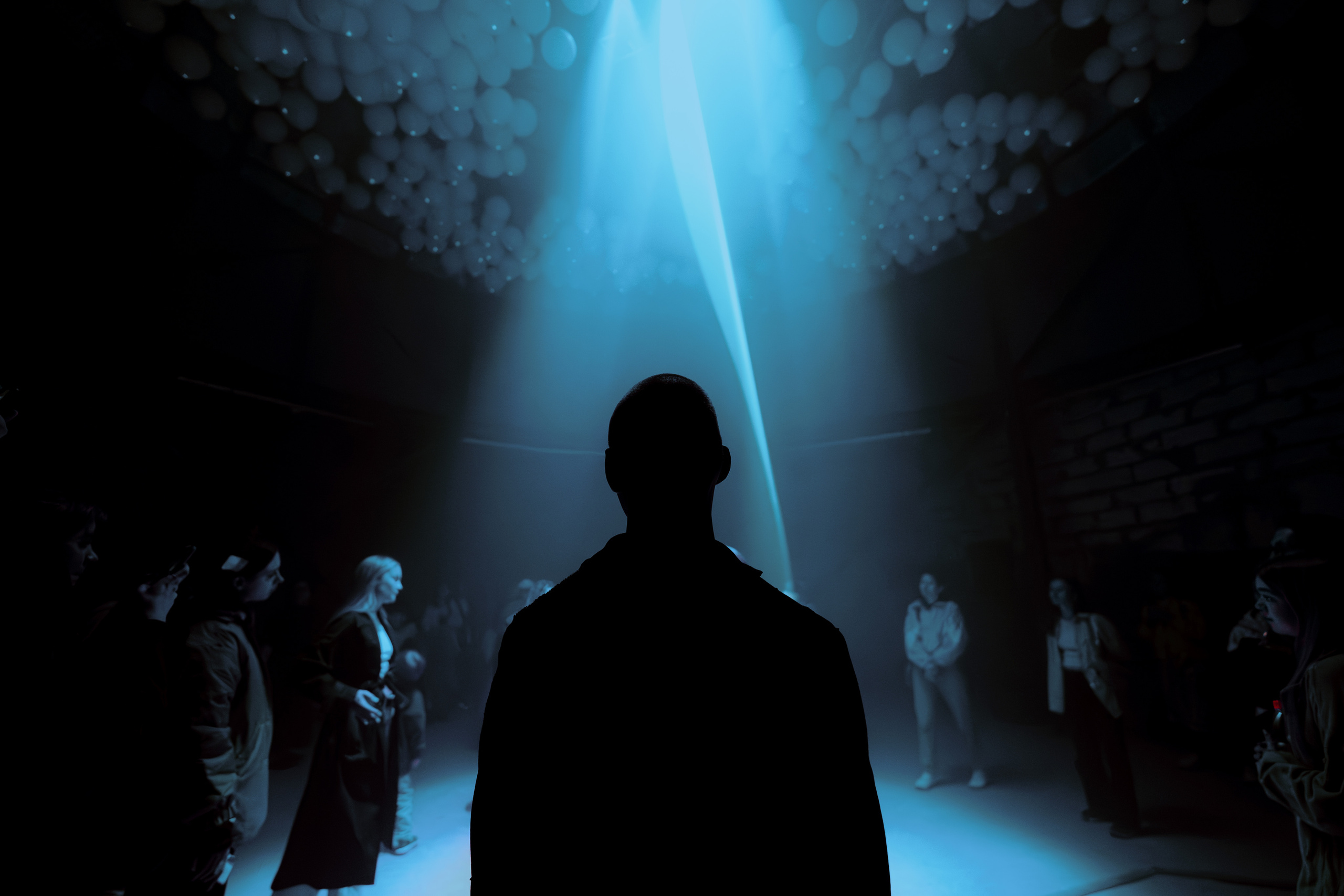 NEWTON, SILA SVETA. @tomrus: Рустам Шагиморданов — фотограф