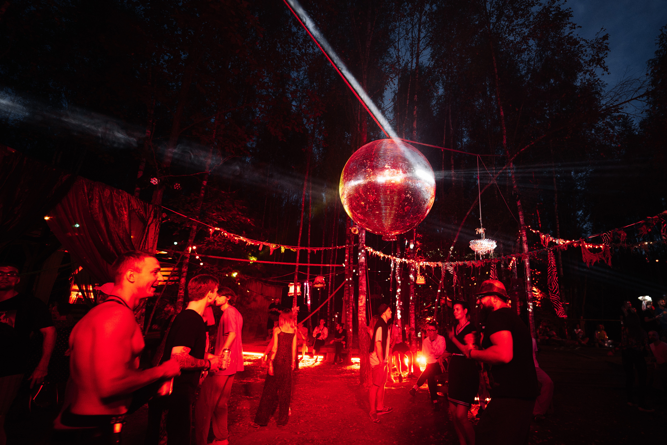 Signal 2023. @tomrus: Рустам Шагиморданов — фотограф