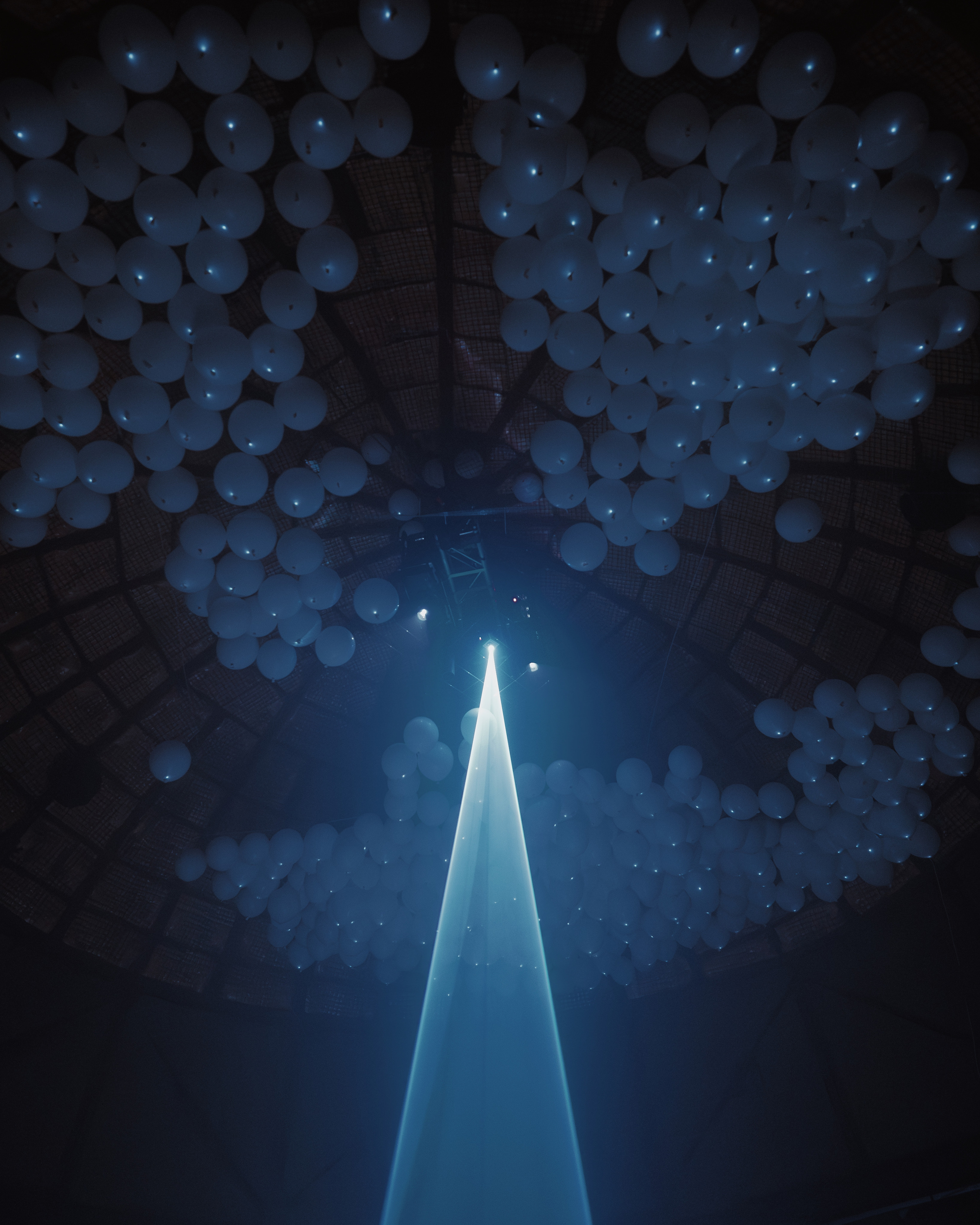 NEWTON, SILA SVETA. @tomrus: Рустам Шагиморданов — фотограф