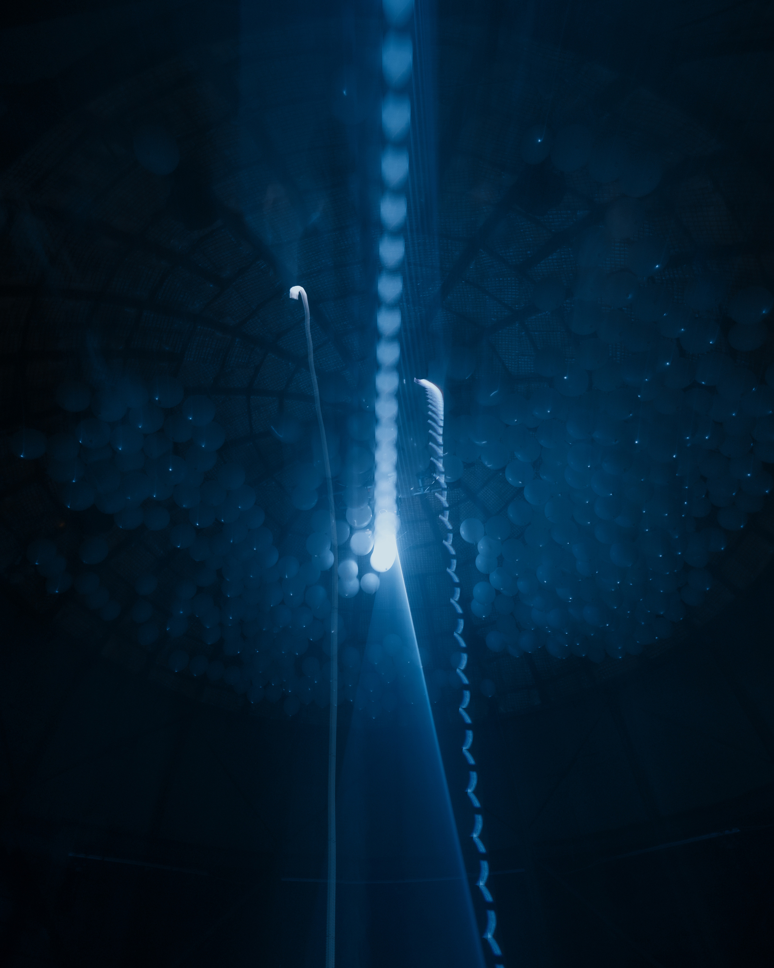 NEWTON, SILA SVETA. @tomrus: Рустам Шагиморданов — фотограф