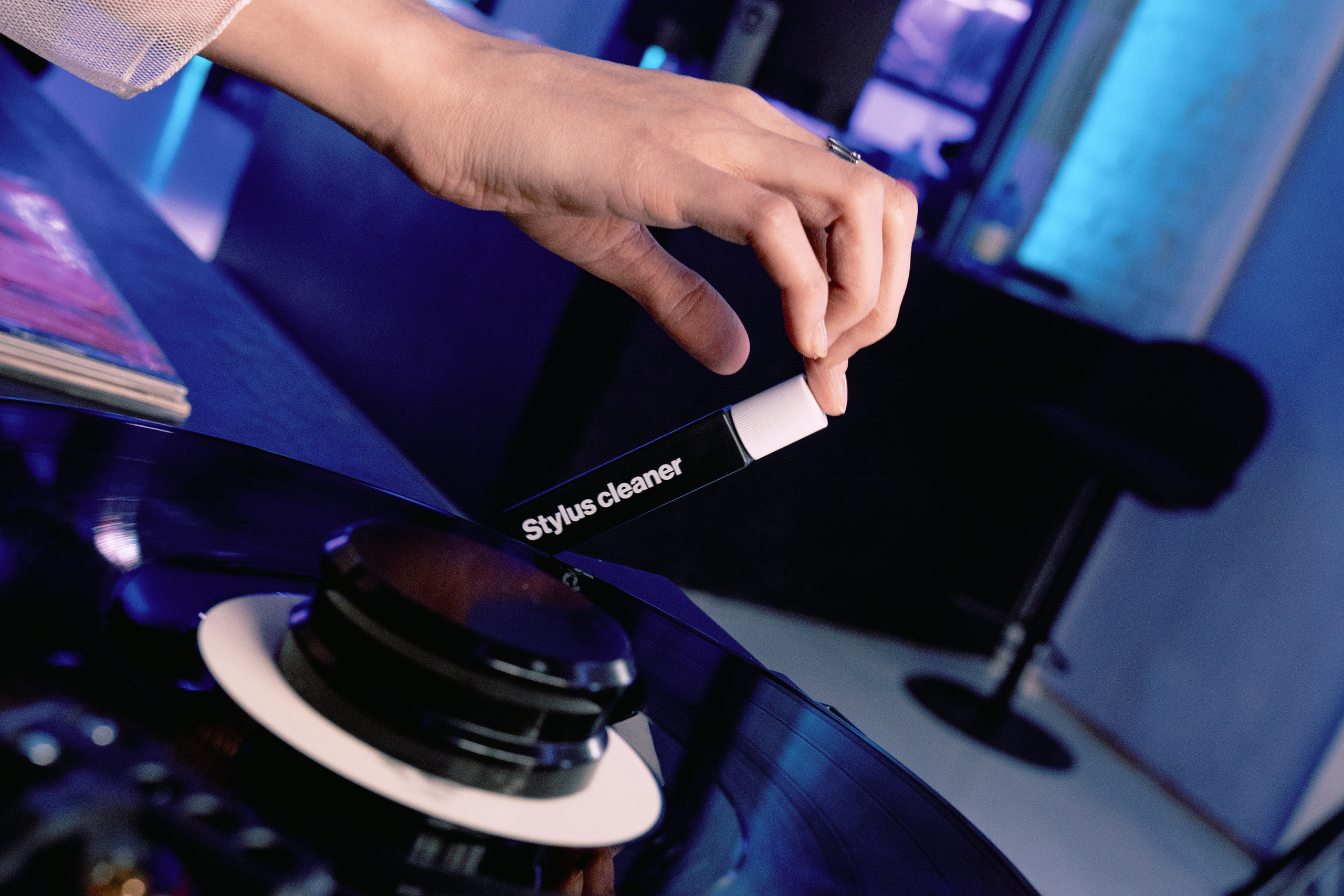 Stoprobot vinyl. @tomrus: Рустам Шагиморданов — фотограф