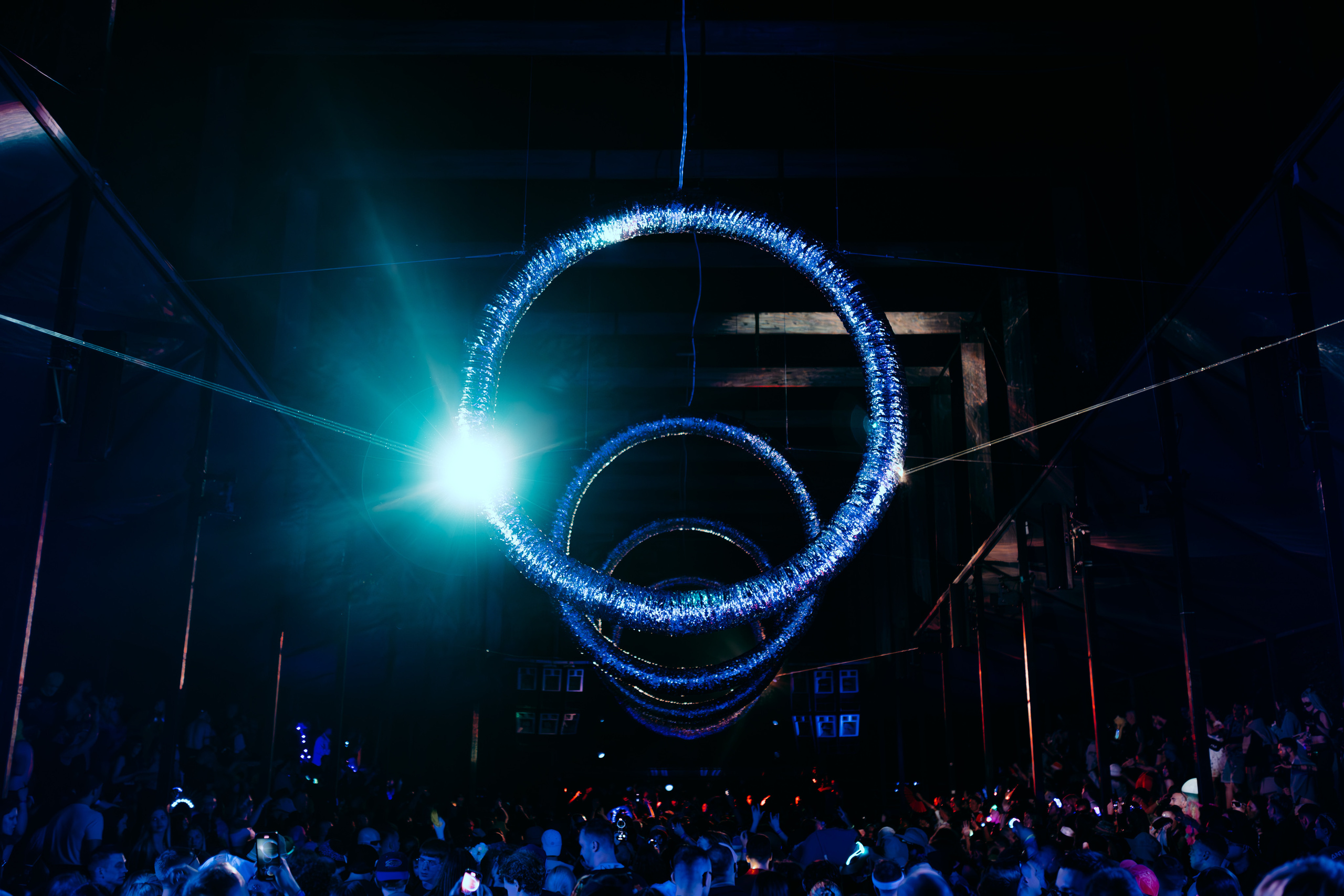 HYPERDRIVE, SILA SVETA. @tomrus: Рустам Шагиморданов — фотограф