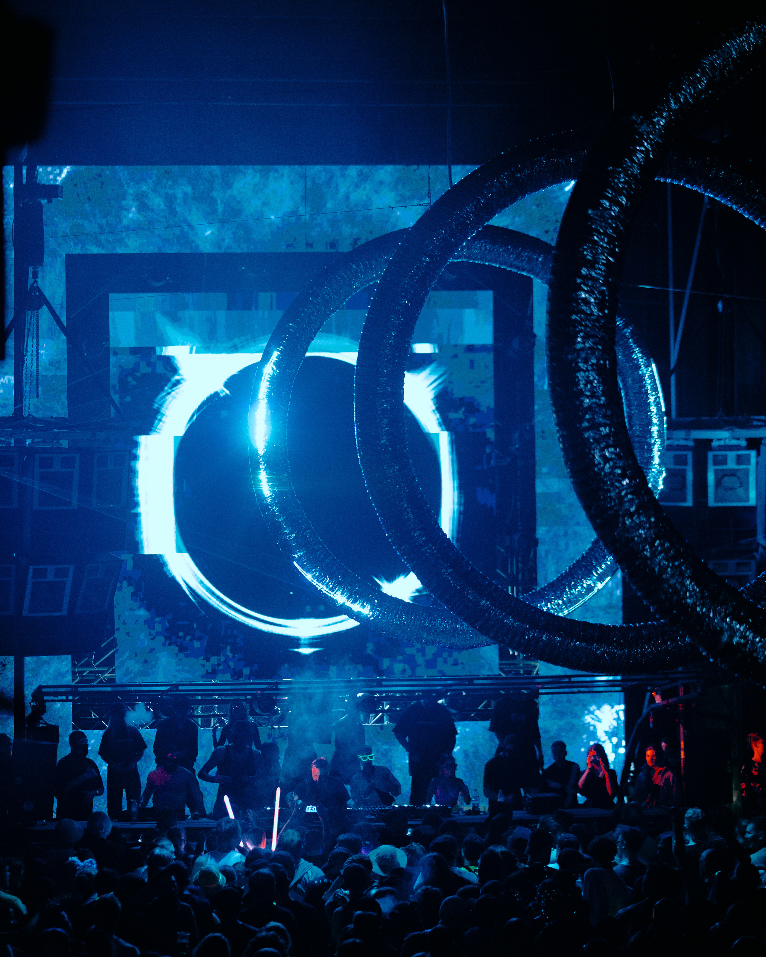 HYPERDRIVE, SILA SVETA. @tomrus: Рустам Шагиморданов — фотограф