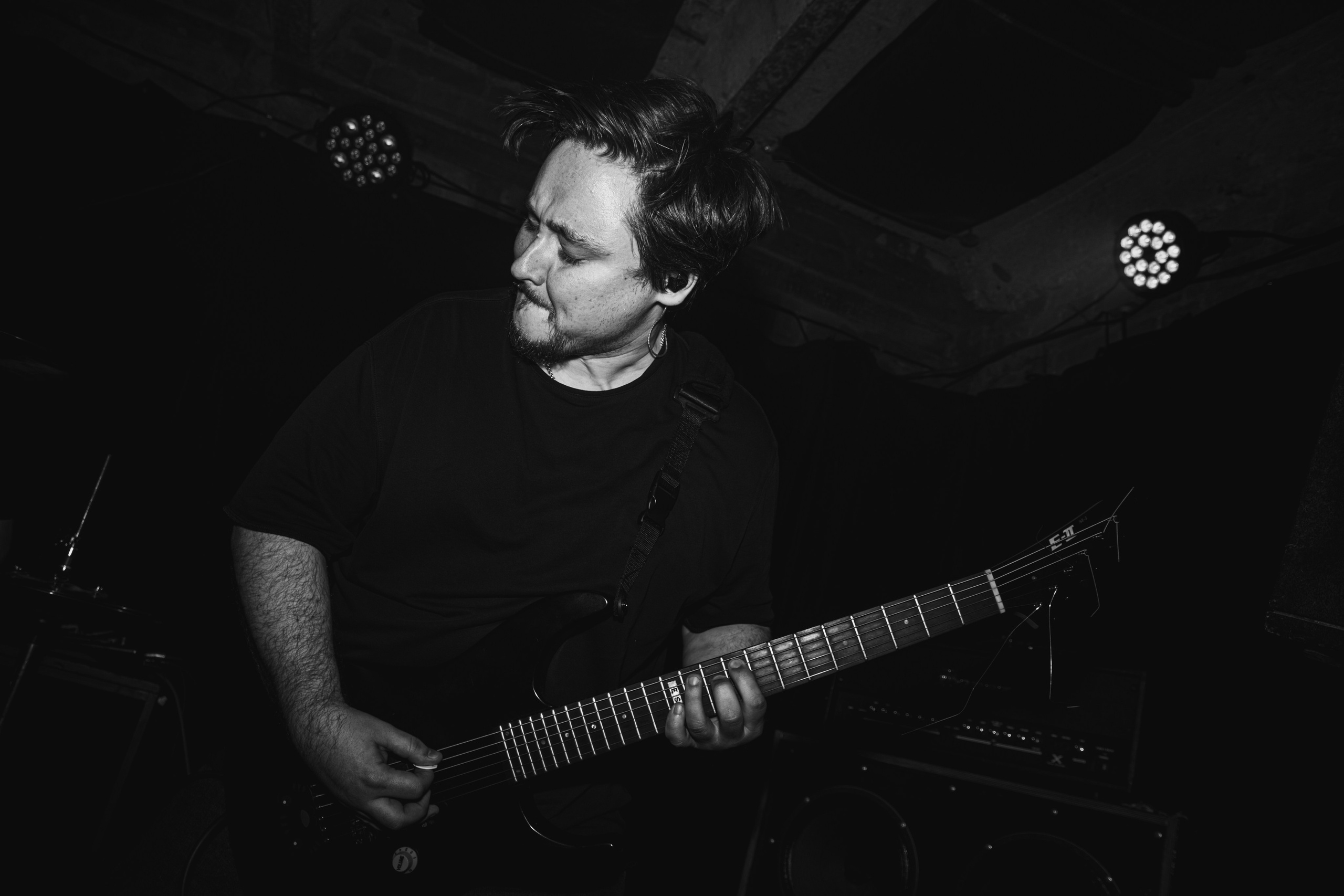 Laugar & Шумы Штормовых Широт & Пожары На Дальнем Севере 11.10.2025. Репортажный фотограф в Москве Legiodot