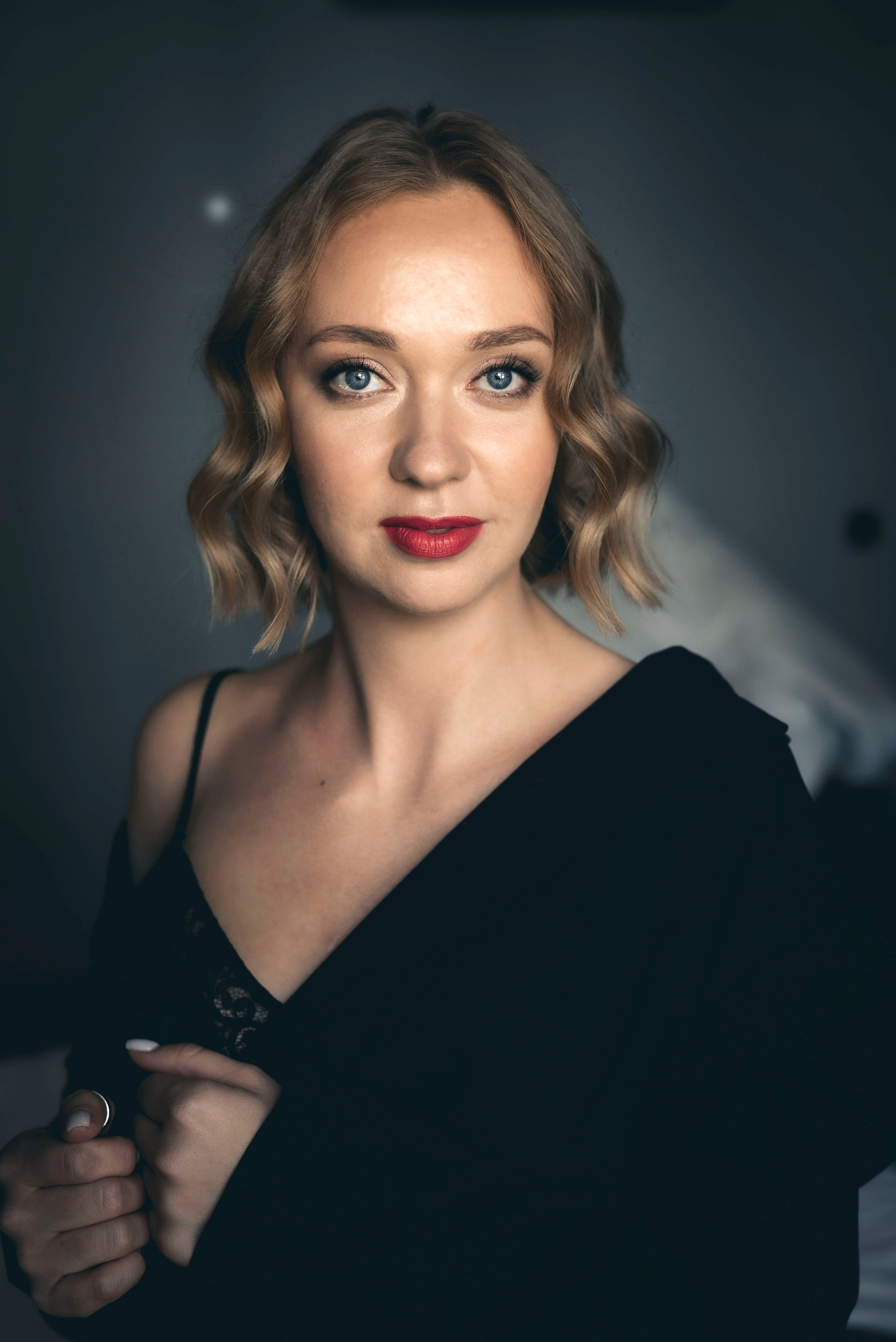 Женский портрет. Фотограф Белград фото для бизнеса, предметная съемка, мероприятий