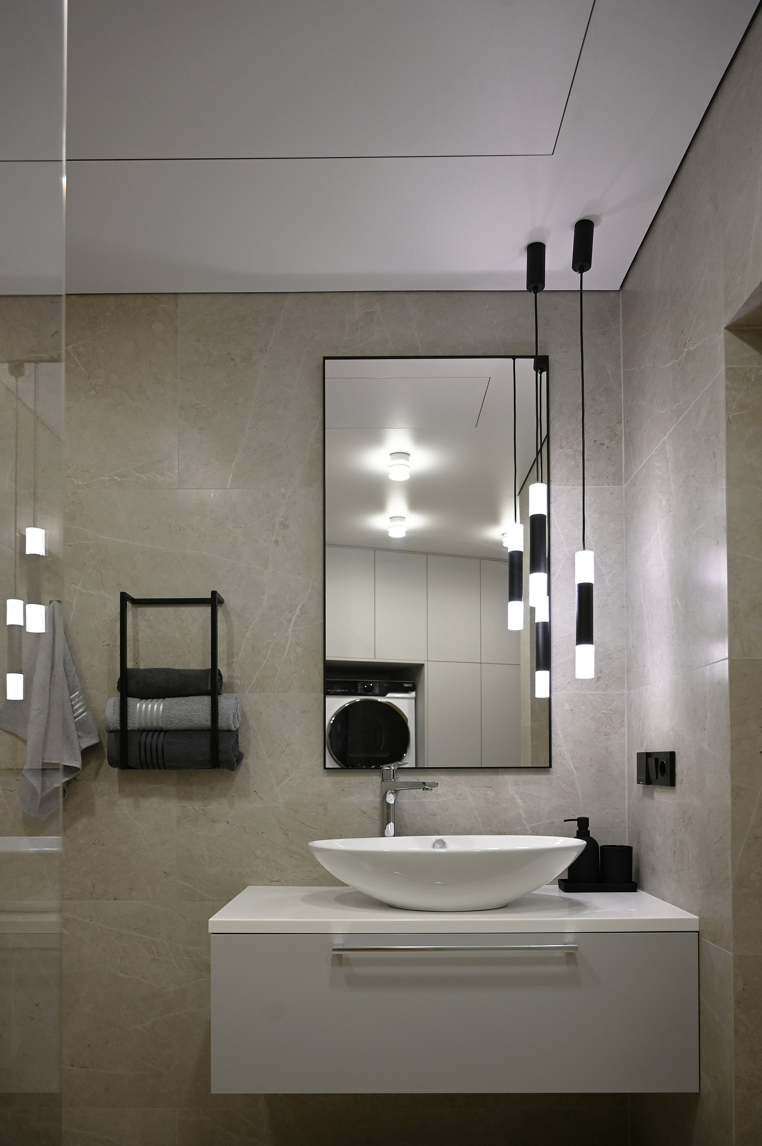 Башня Исеть дизайнер Вероника Миллер. Мебель на заказ