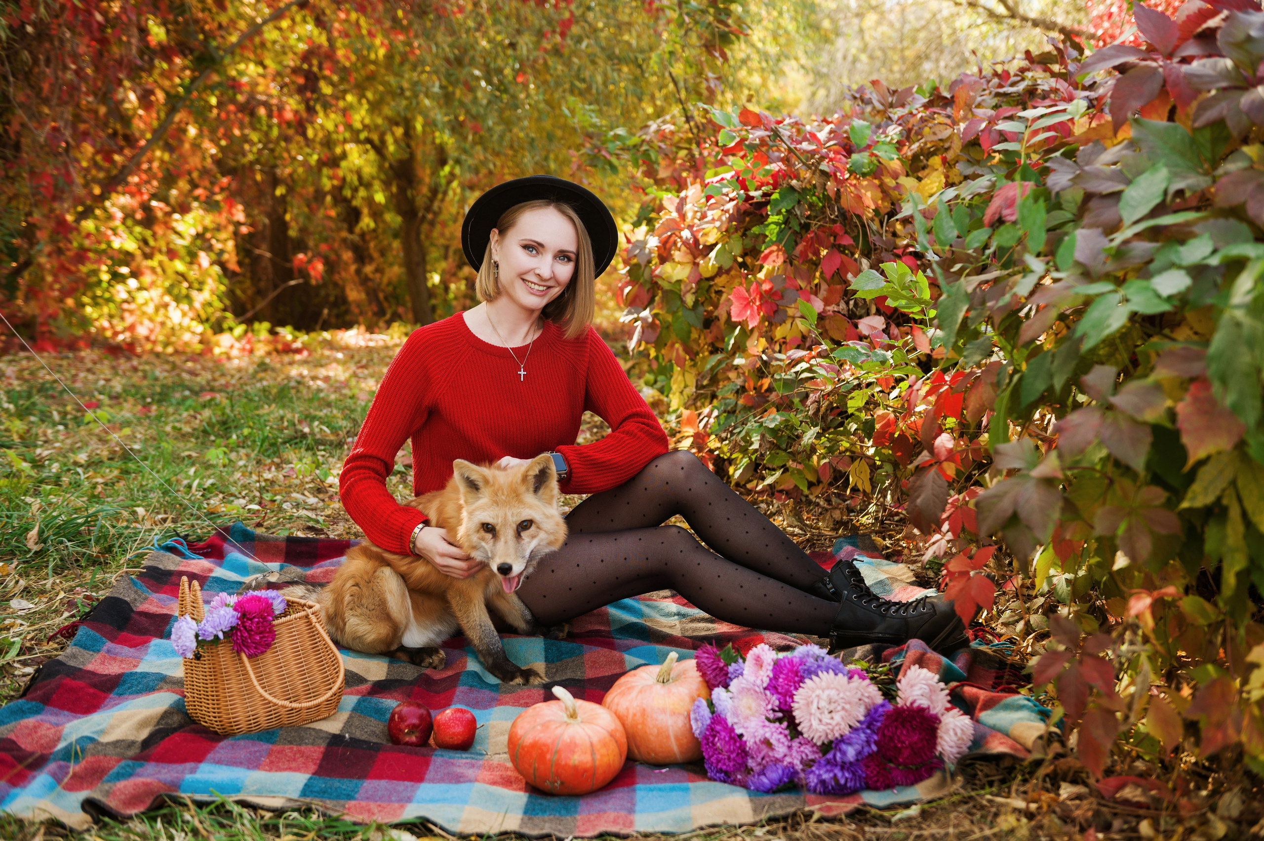 Прогулка с лисой. Фотограф Кристина Гришина Рязань