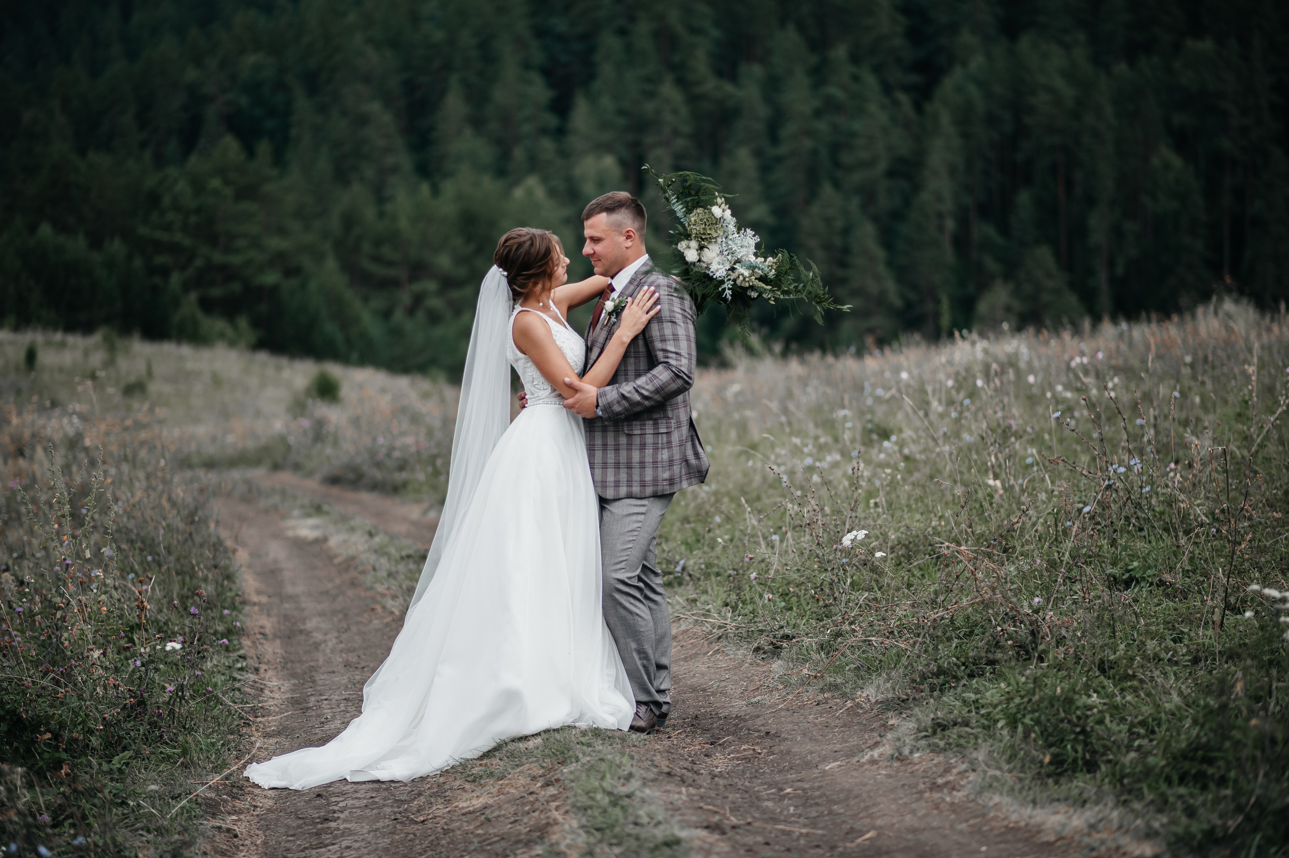 Антон и Кристина. Свадебная  съемка на Алтае