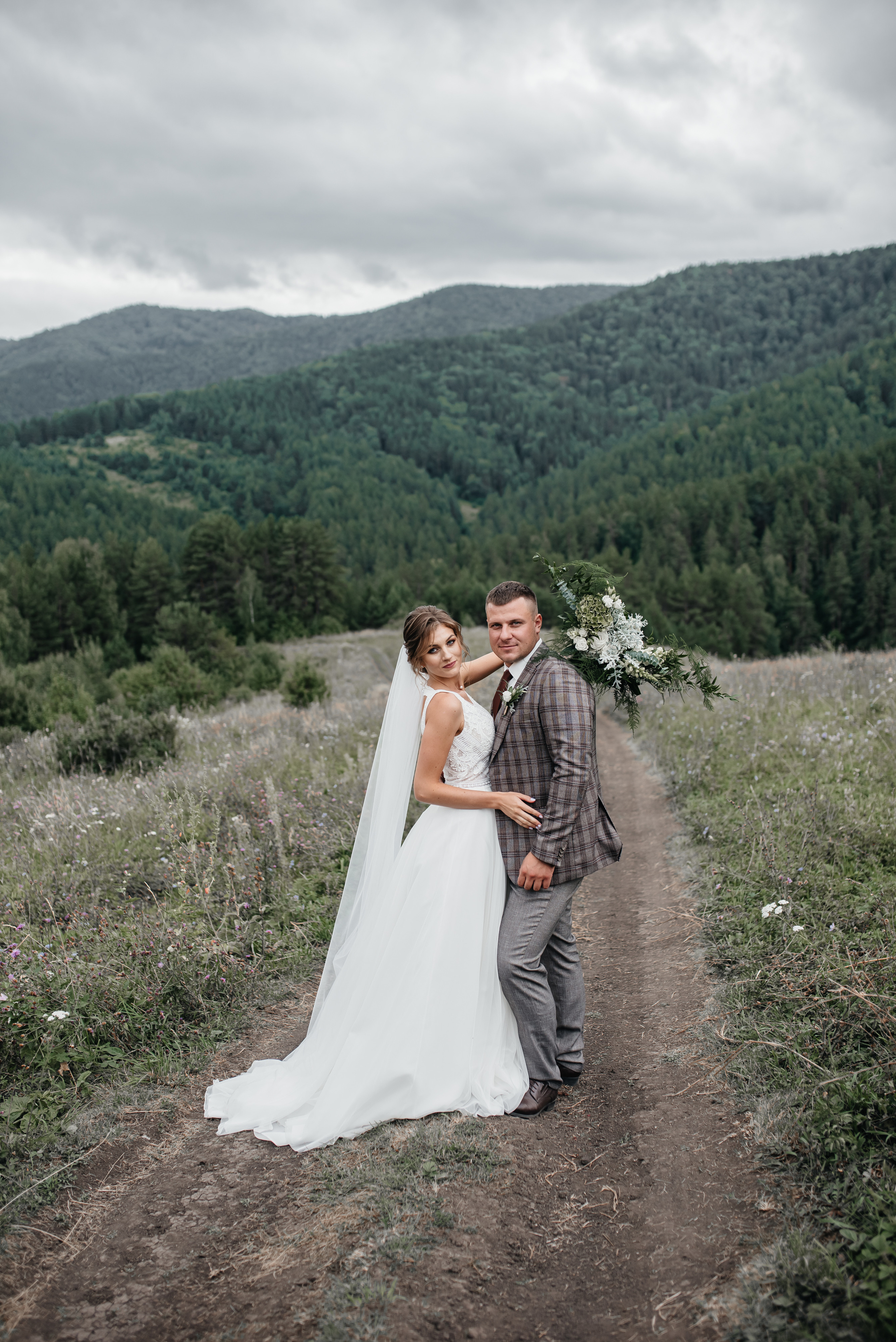 Антон и Кристина. Свадебная  съемка на Алтае