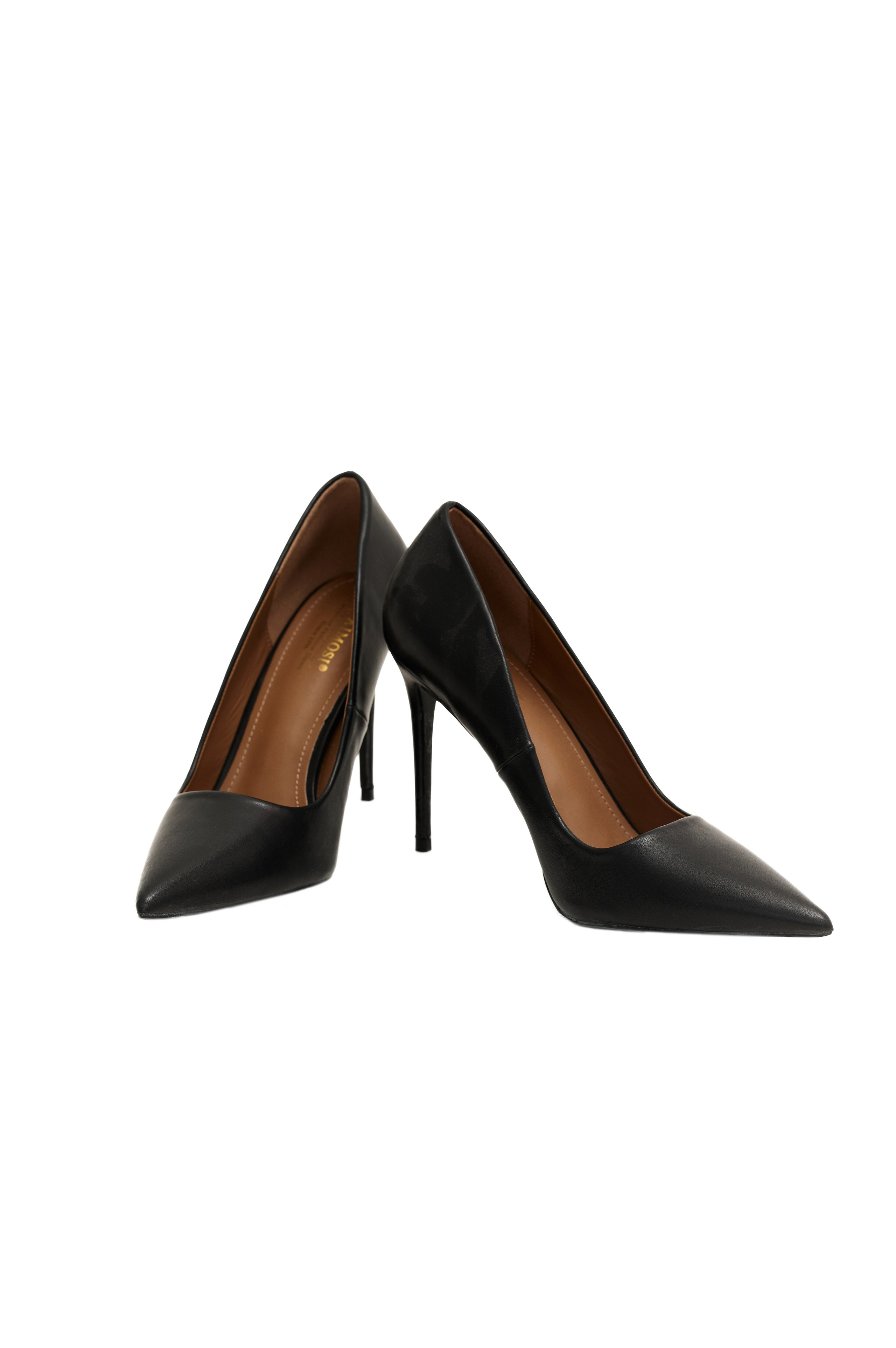 500 руб , 40 - 41 (26 - 26,5 cm) | Залоговая стоимость - 3000 руб 