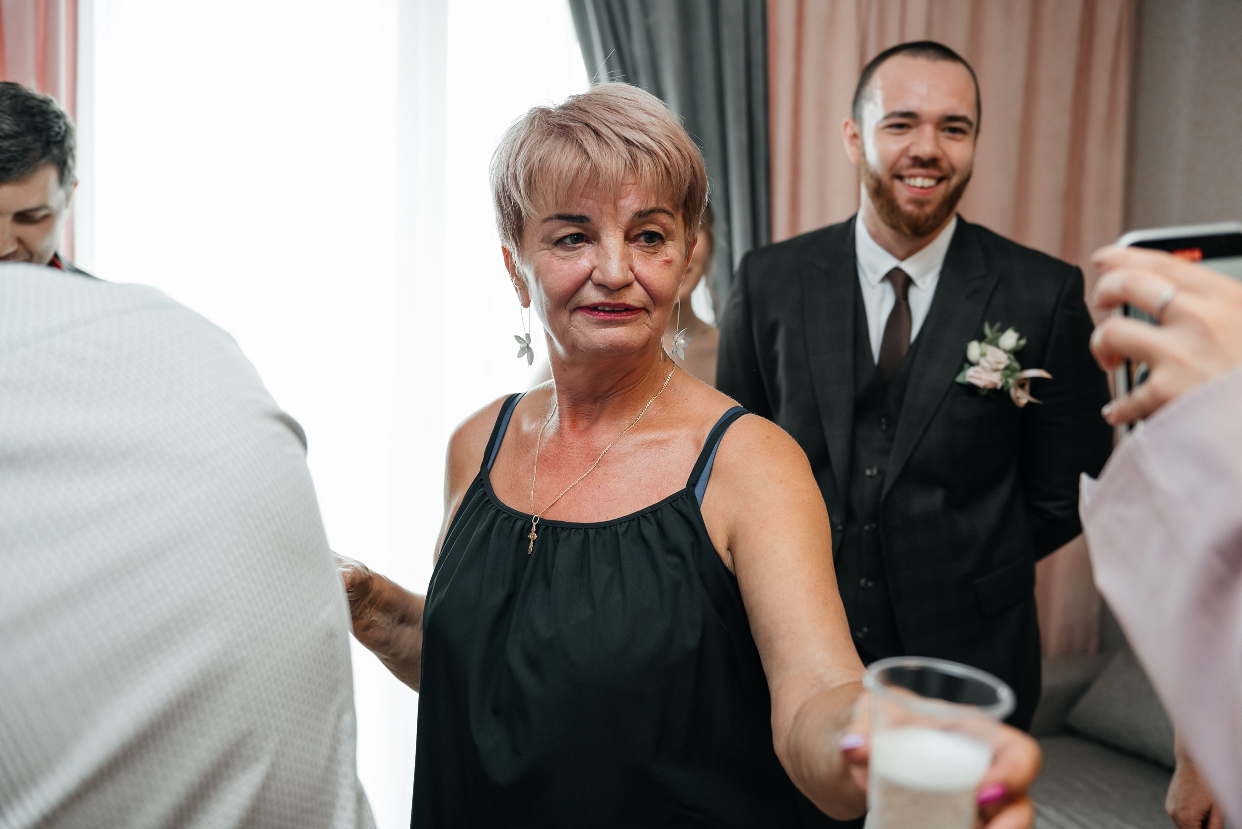 Свадебная фотосессия на природе. Фотограф Москва Настя Профотовна. Репортажные, свадебные и контент фотосессии