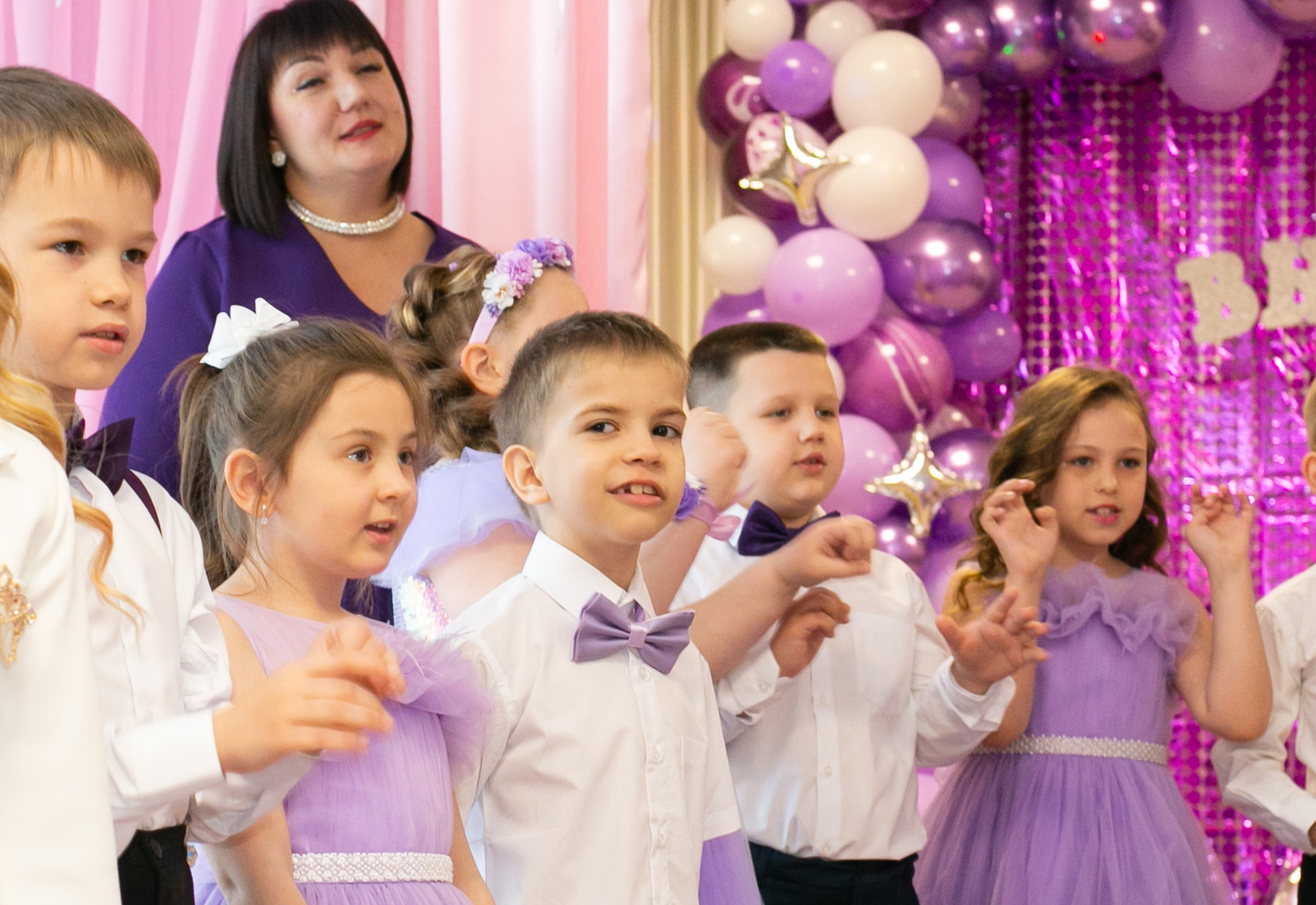 Выпускные и Утренники. Фотограф новорожденных и семейный фотограф НСО г. Бердск Марина Львова