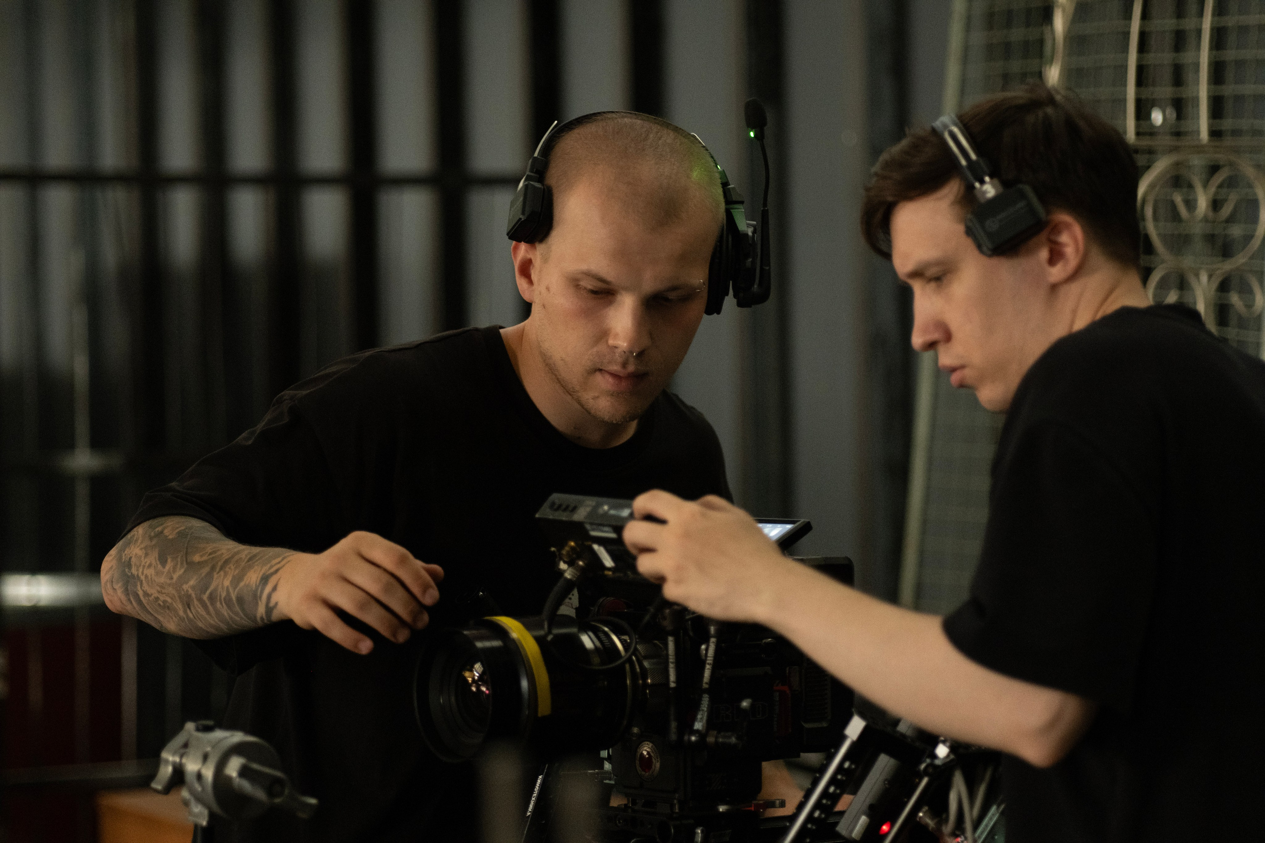 Видеопродакшн HOLODNO | Создаем видео для бизнеса и брендов