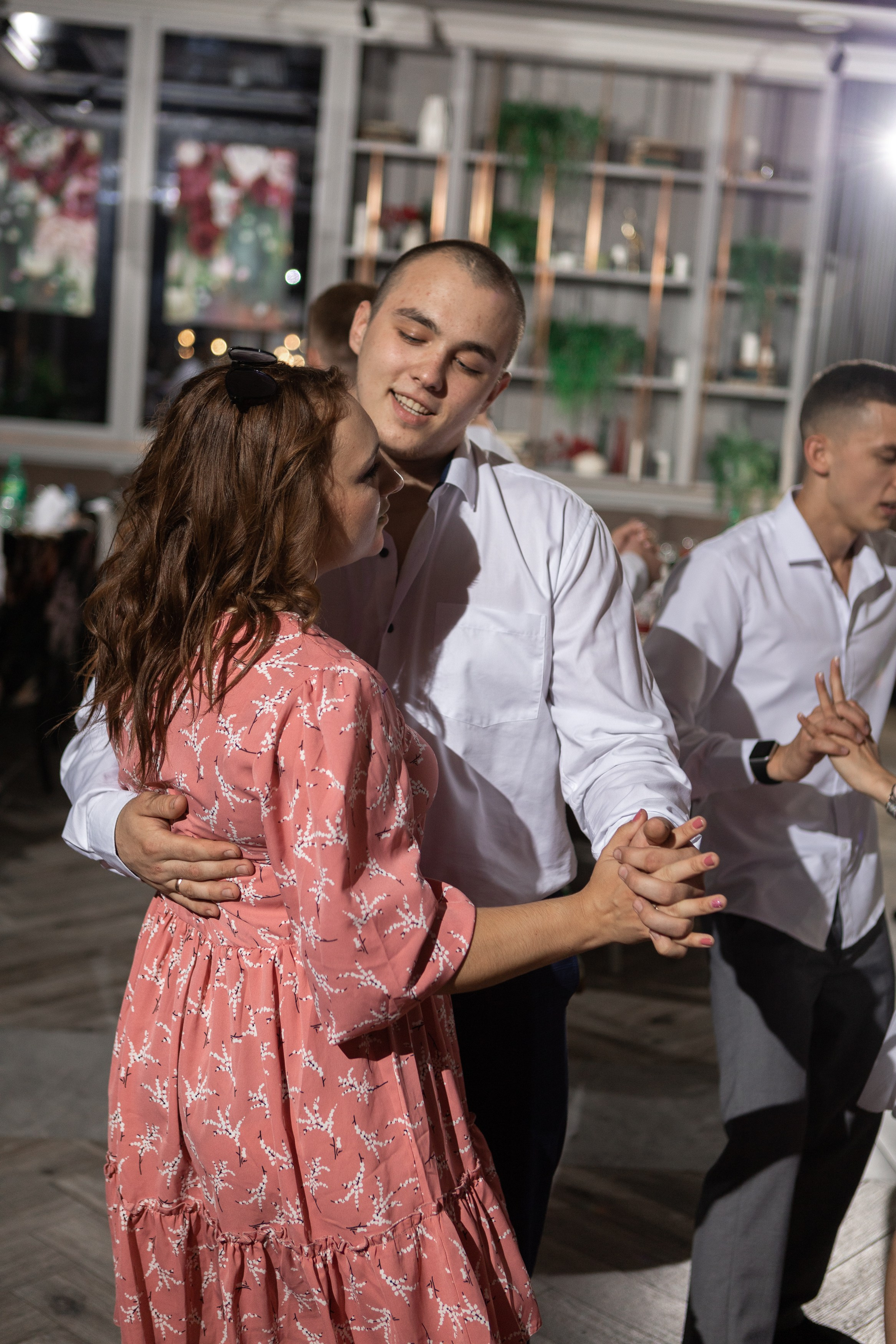 Свадебный фотограф Уфа — Руслан ГабдлисламовЖивые эмоции, красивые кадры, воспоминания на всю жизнь.Работаю по всей Республике Башкортоста. Свадебный фотограф Уфа Руслан Габдлисламов